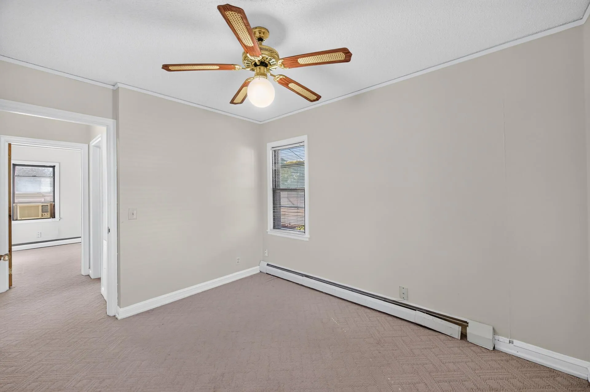 Photo 13 of 4858 6th Ne Street
