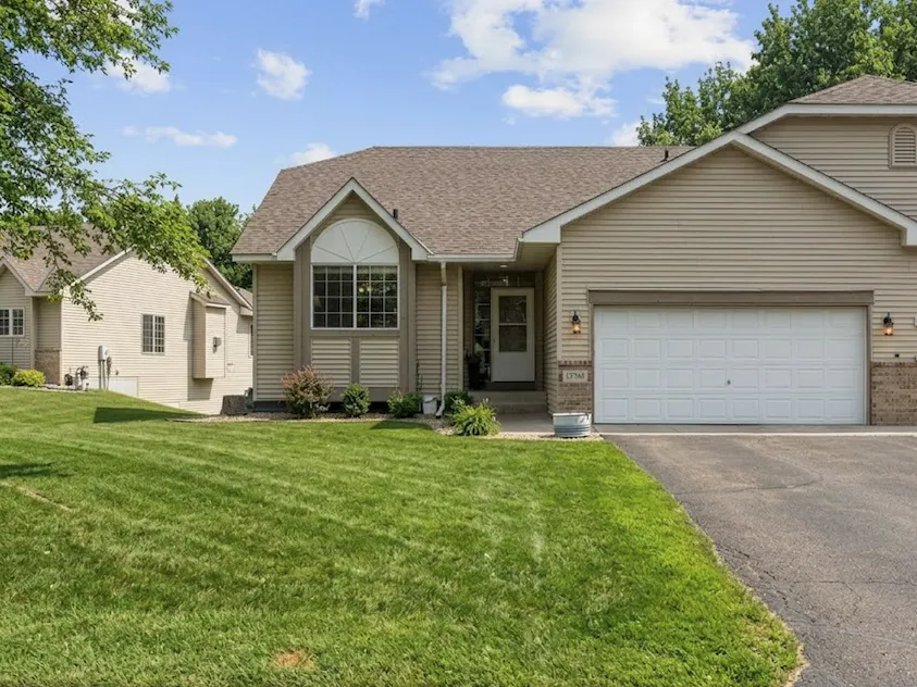 Photo 14 of 13761 Dorothy Drive