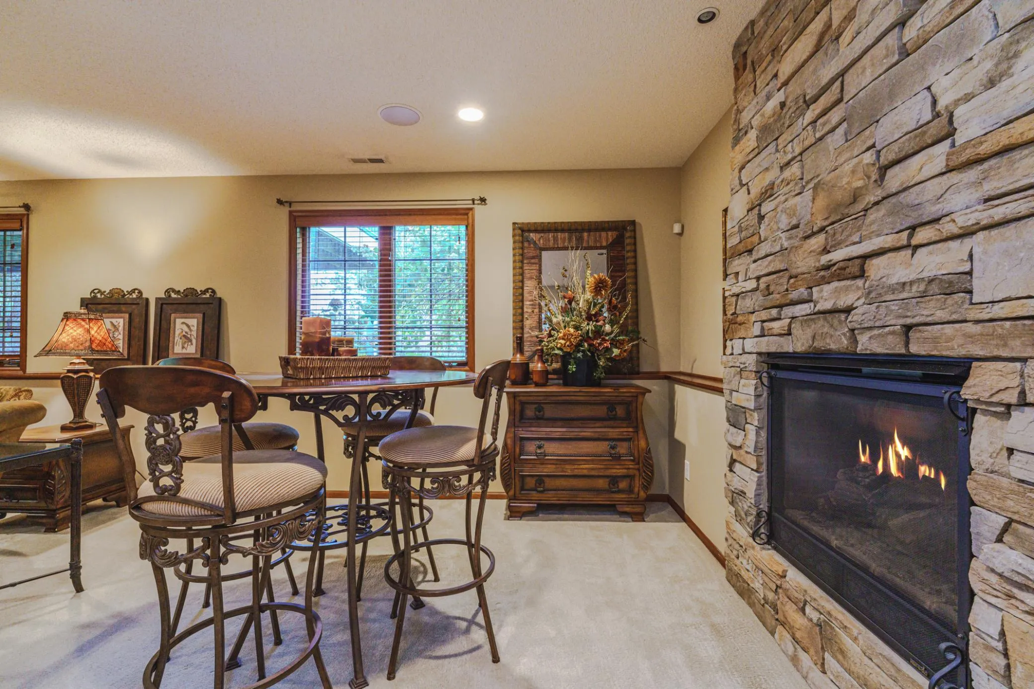 Photo 5 of 13563 Foxberry Road