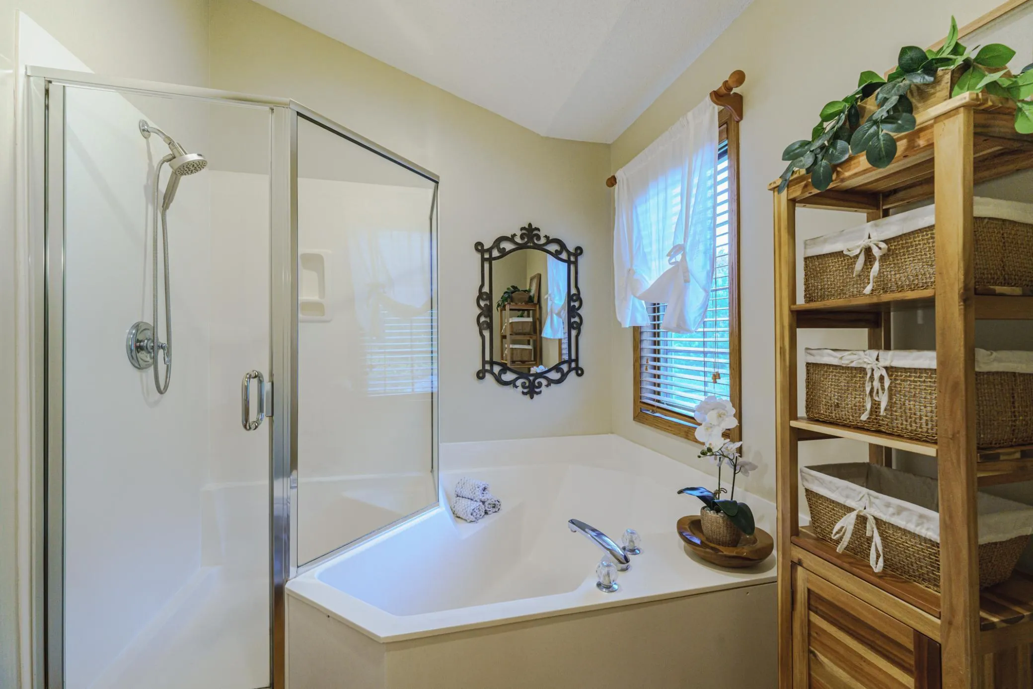Photo 29 of 13563 Foxberry Road