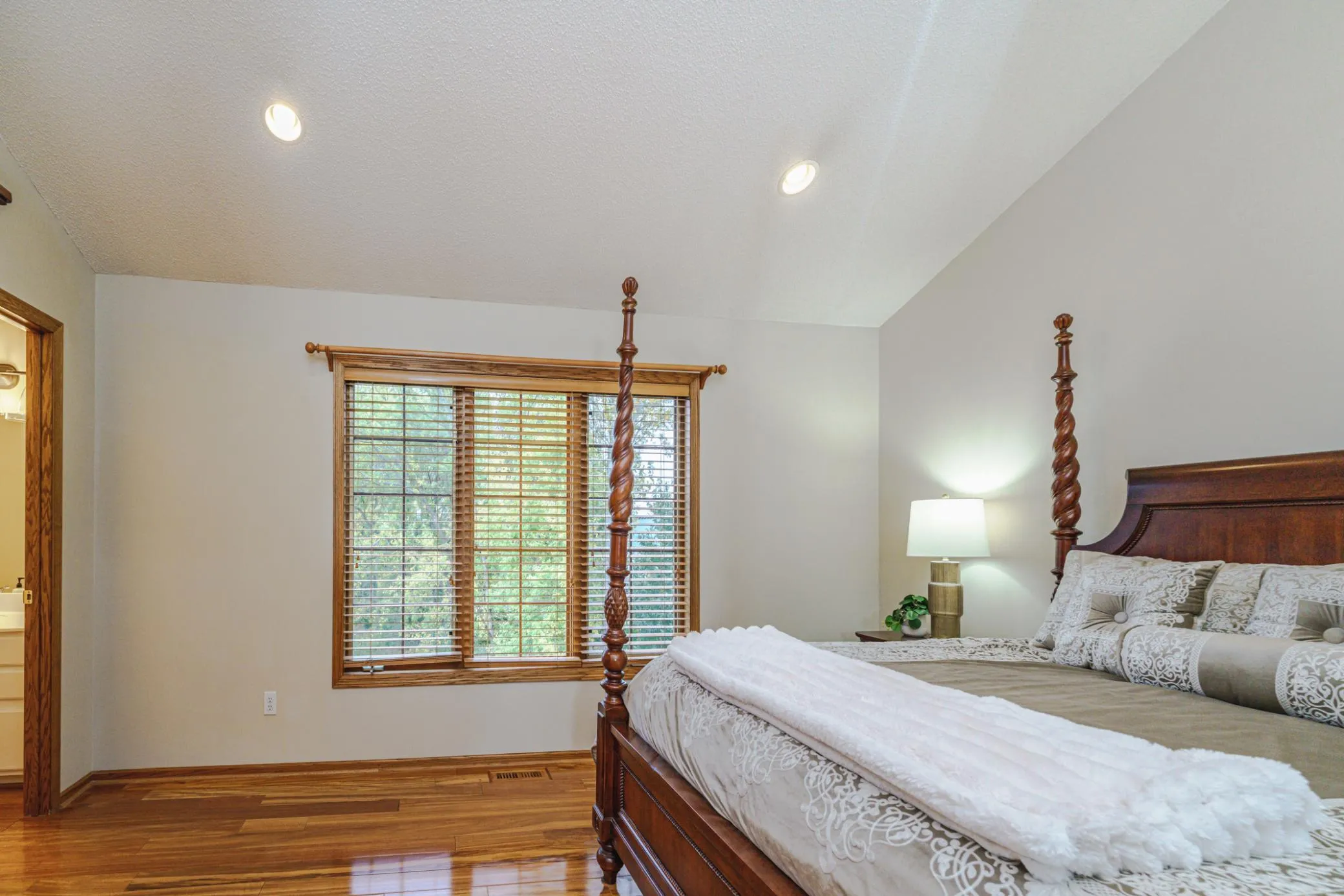 Photo 25 of 13563 Foxberry Road