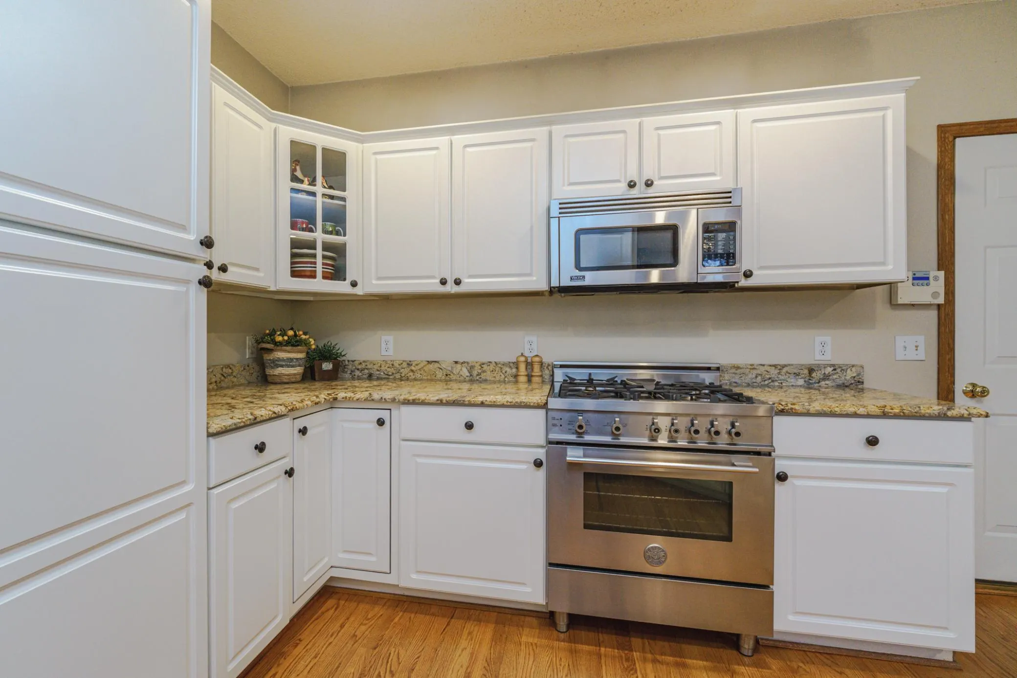 Photo 15 of 13563 Foxberry Road