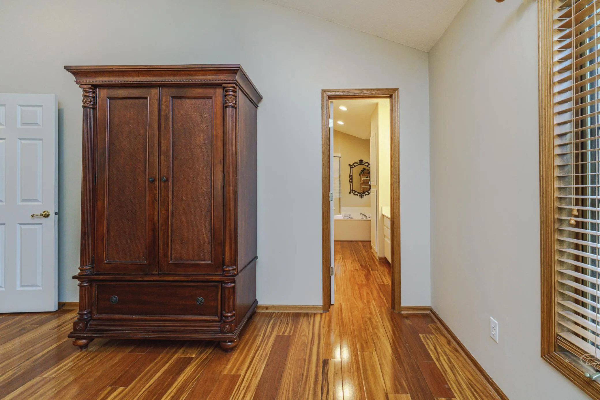 Photo 26 of 13563 Foxberry Road