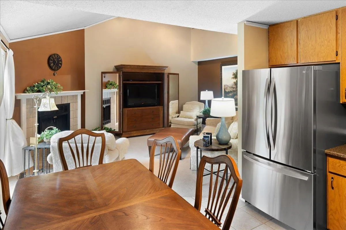 Photo 11 of 5424 Sanibel Drive