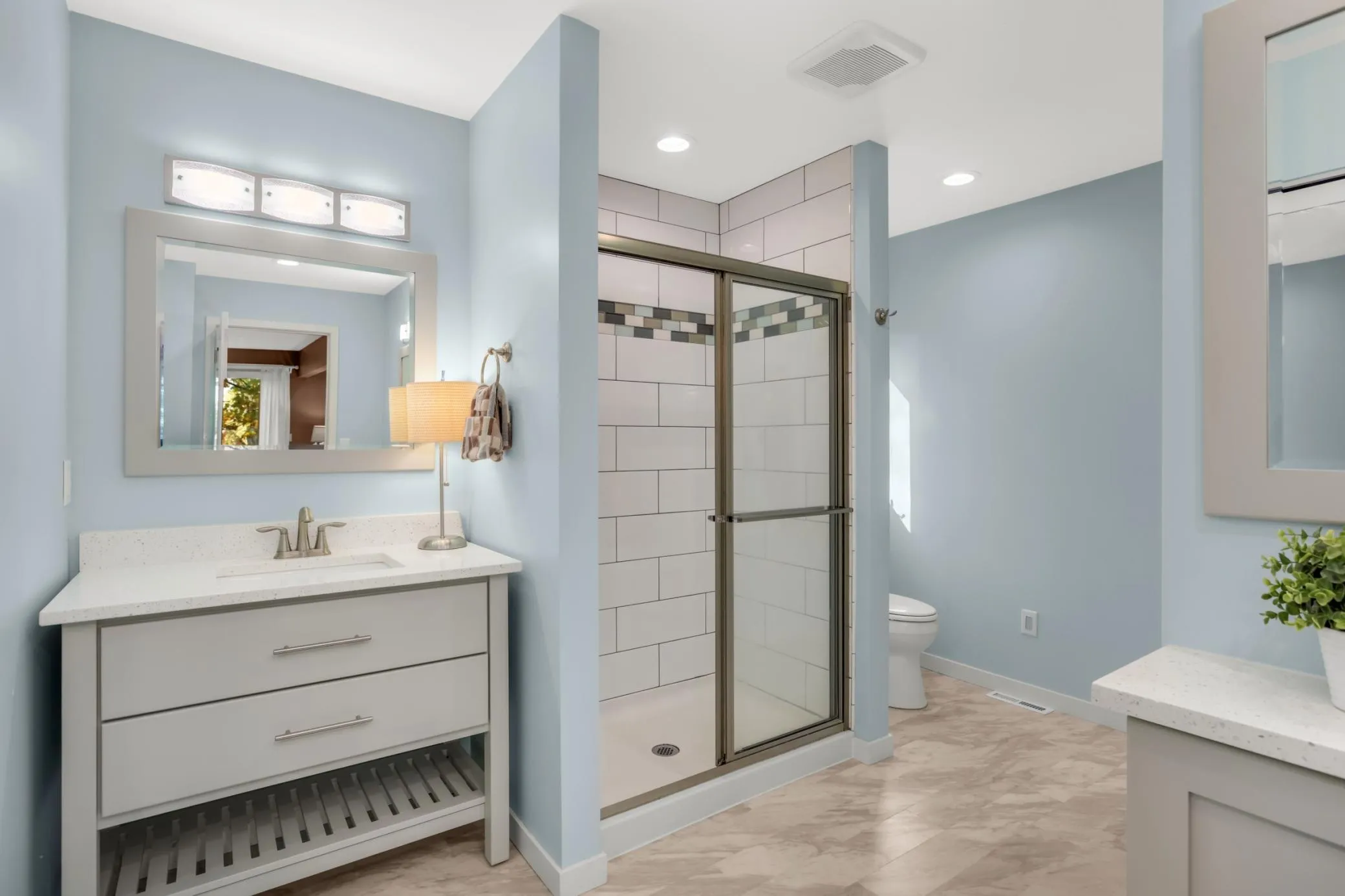Photo 8 of 10294 Oak Shore Drive