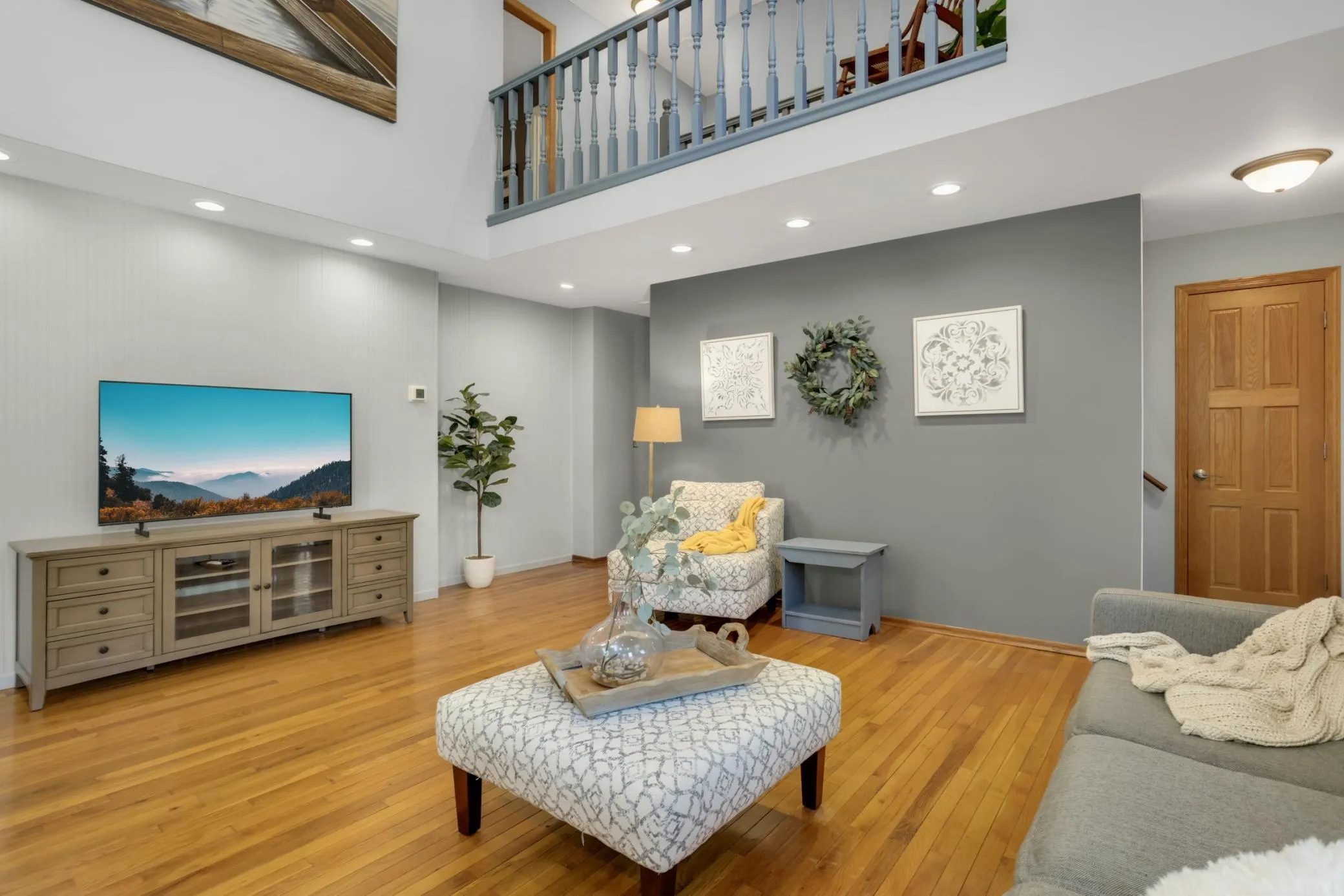 Photo 13 of 10294 Oak Shore Drive
