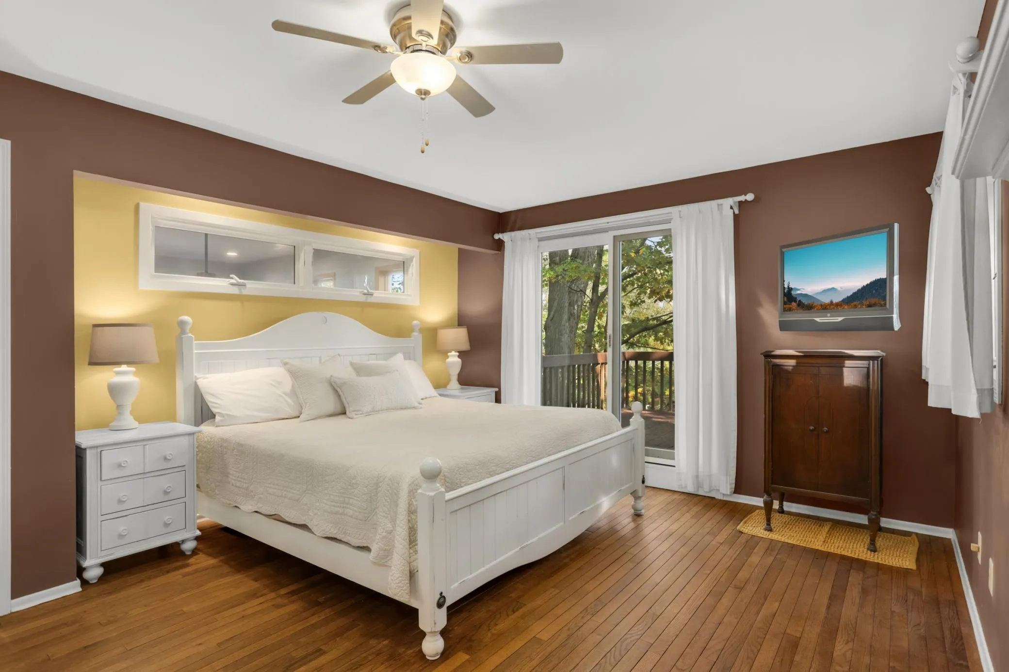 Photo 6 of 10294 Oak Shore Drive