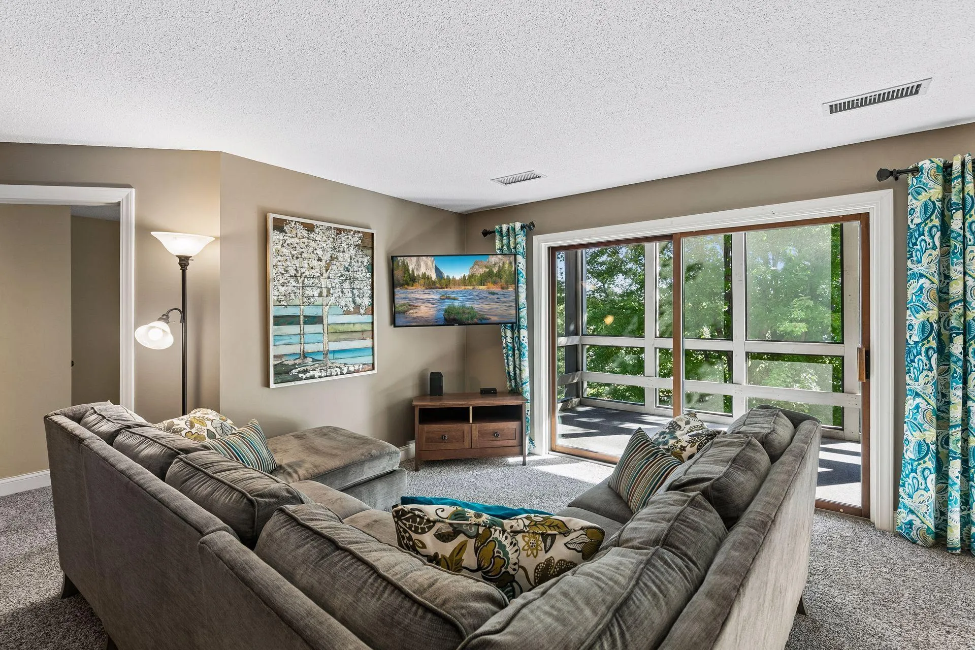 Photo 12 of 3801 W 98th Street Unit 208