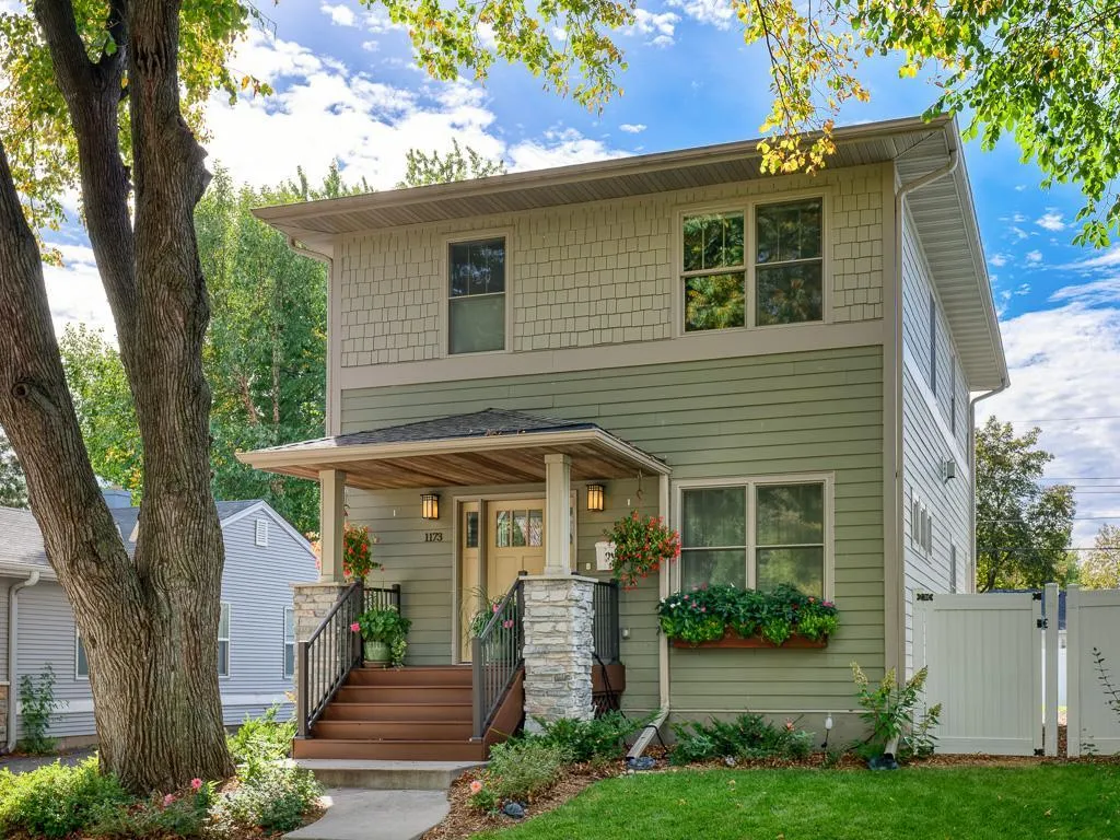 Photo 2 of 1173 Saint Paul Avenue