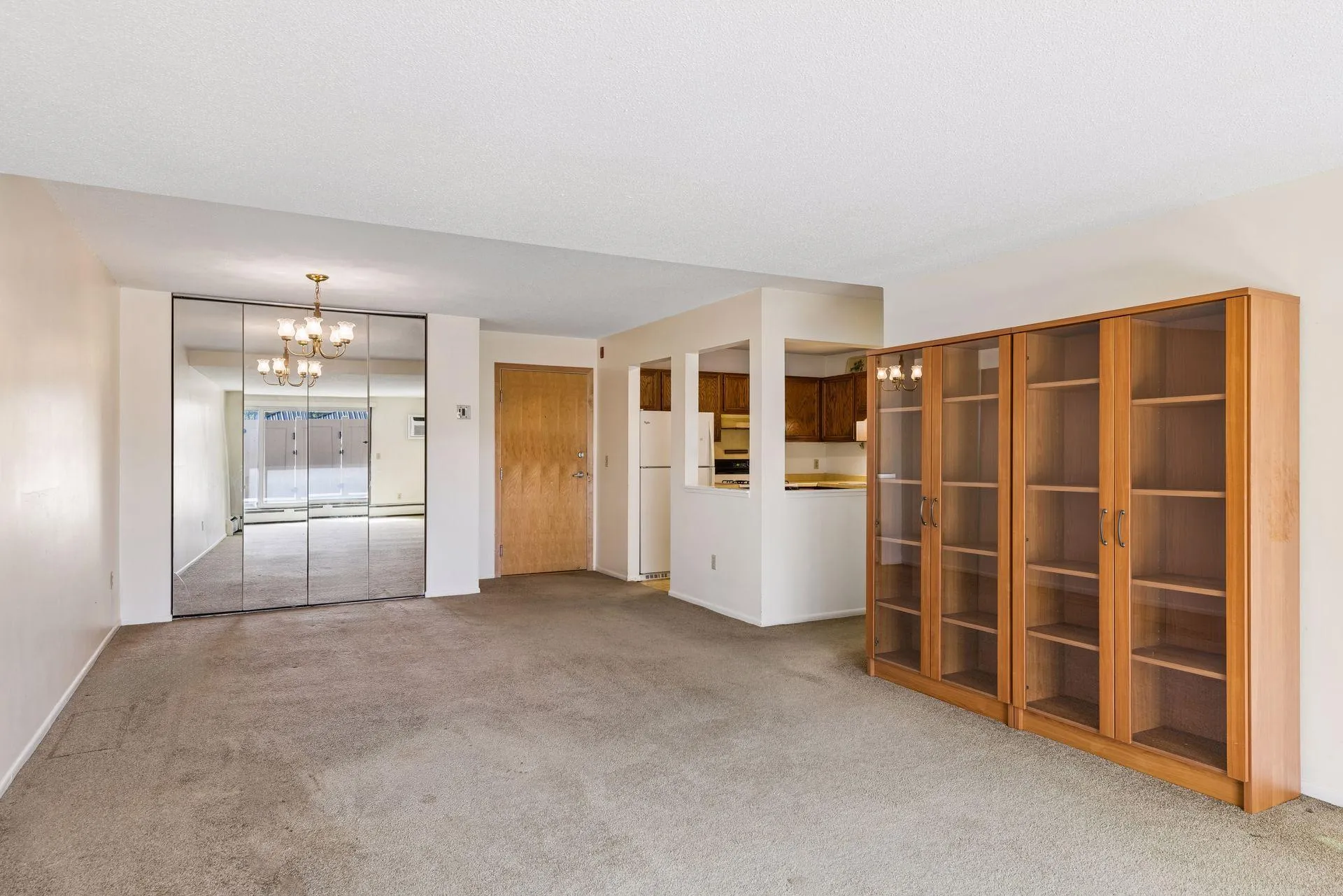 Photo 5 of 4820 Park Commons Drive Unit 118