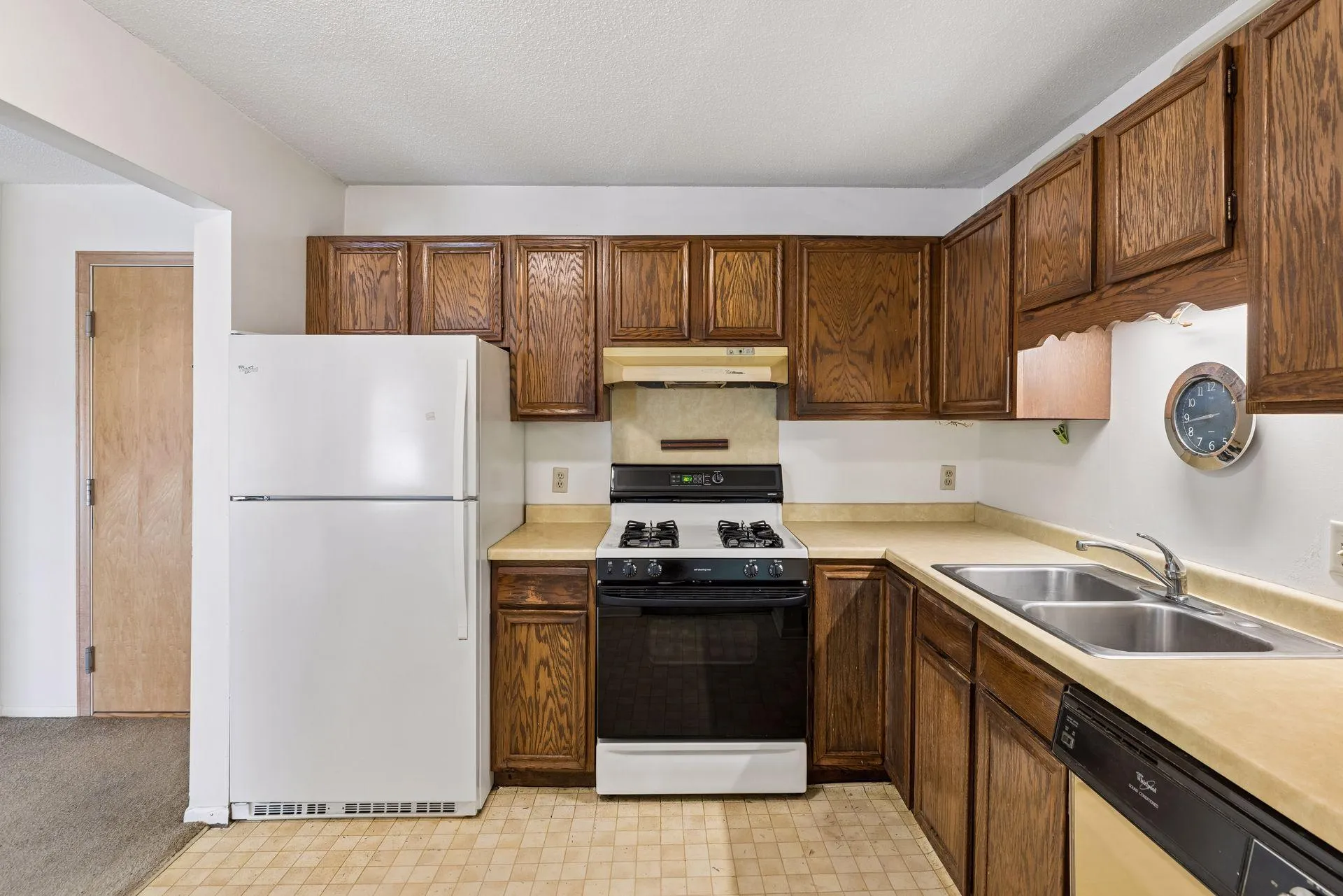 Photo 10 of 4820 Park Commons Drive Unit 118