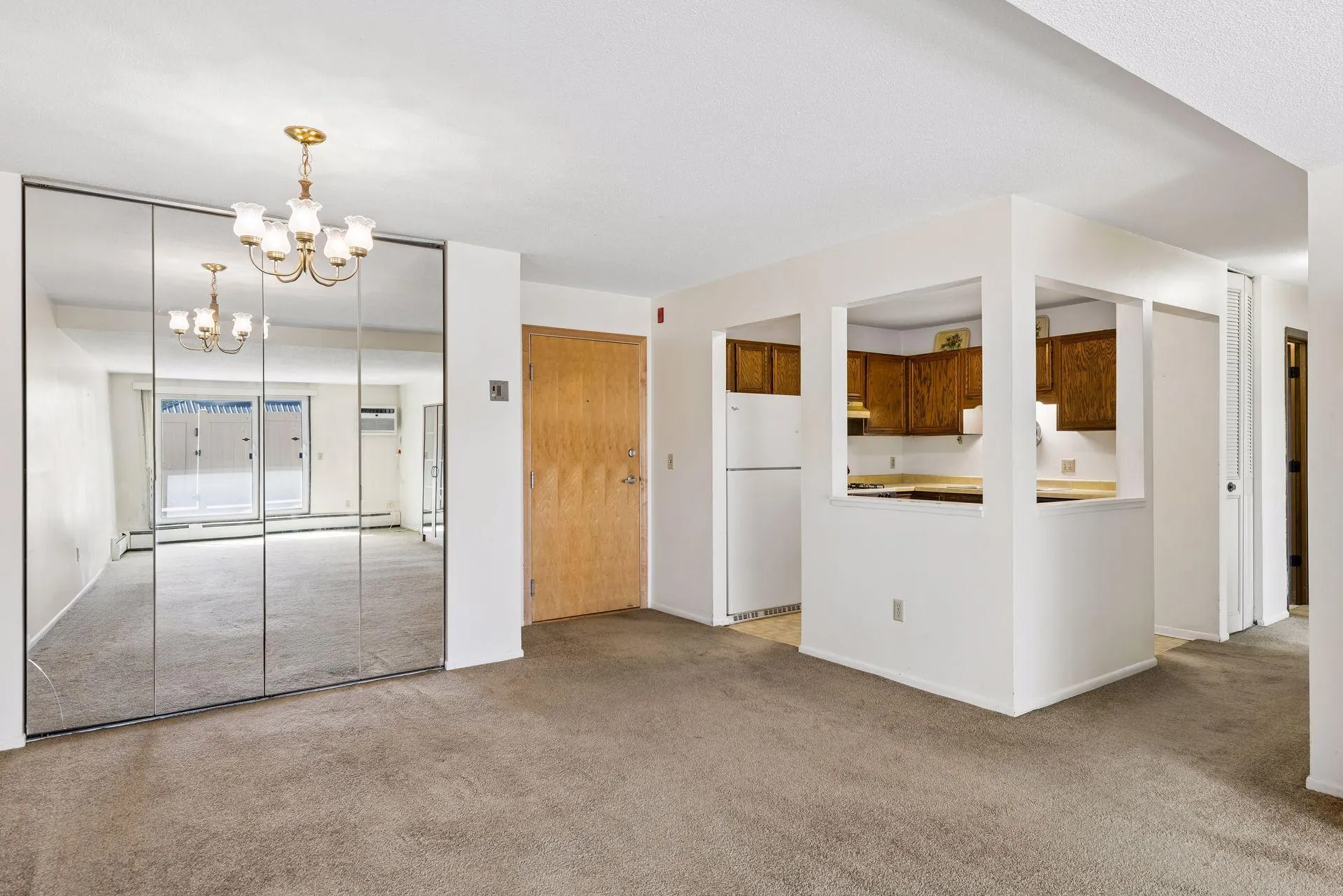 Photo 8 of 4820 Park Commons Drive Unit 118
