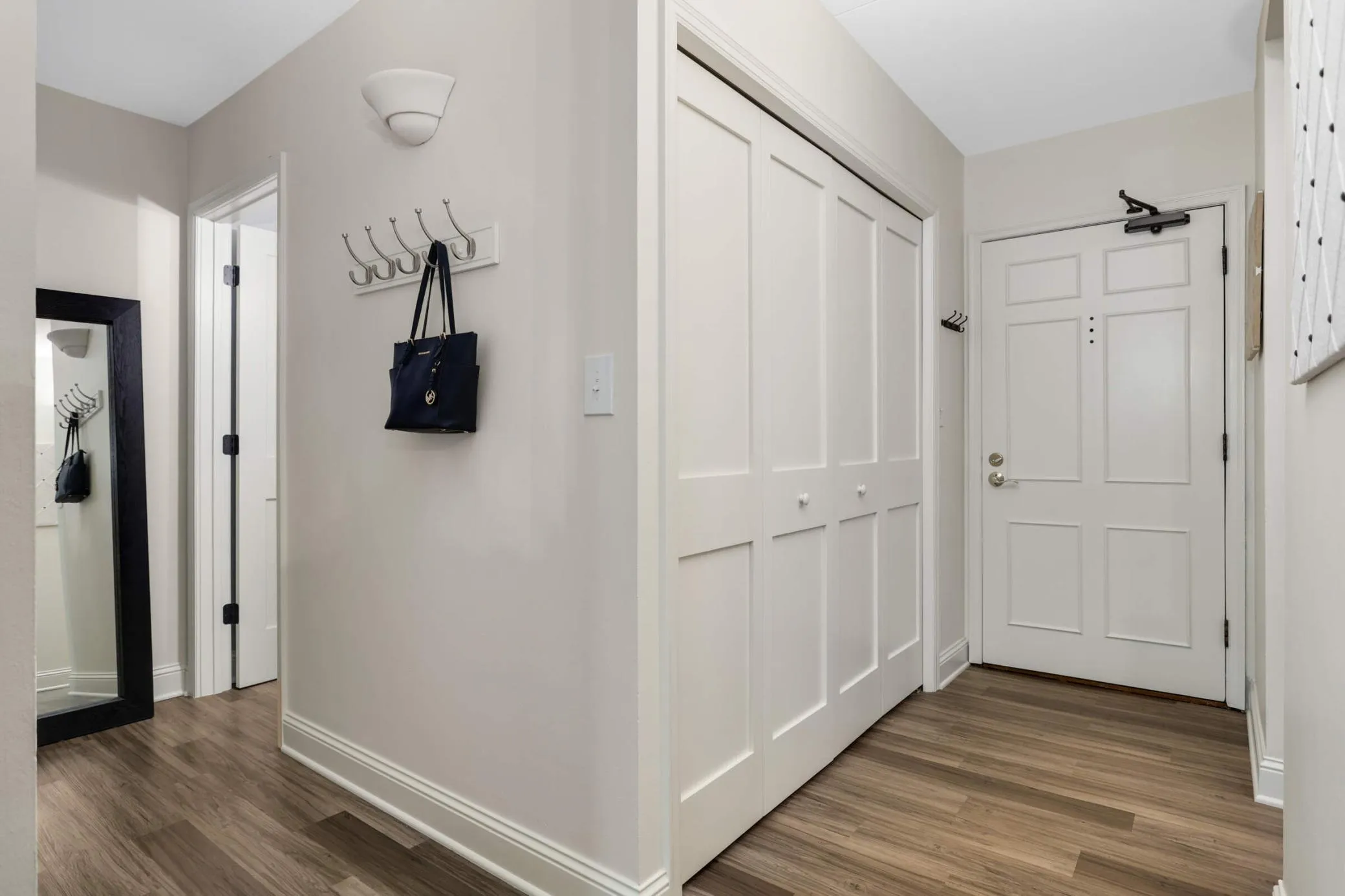 Photo 16 of 6710 Vernon S Avenue Unit 409