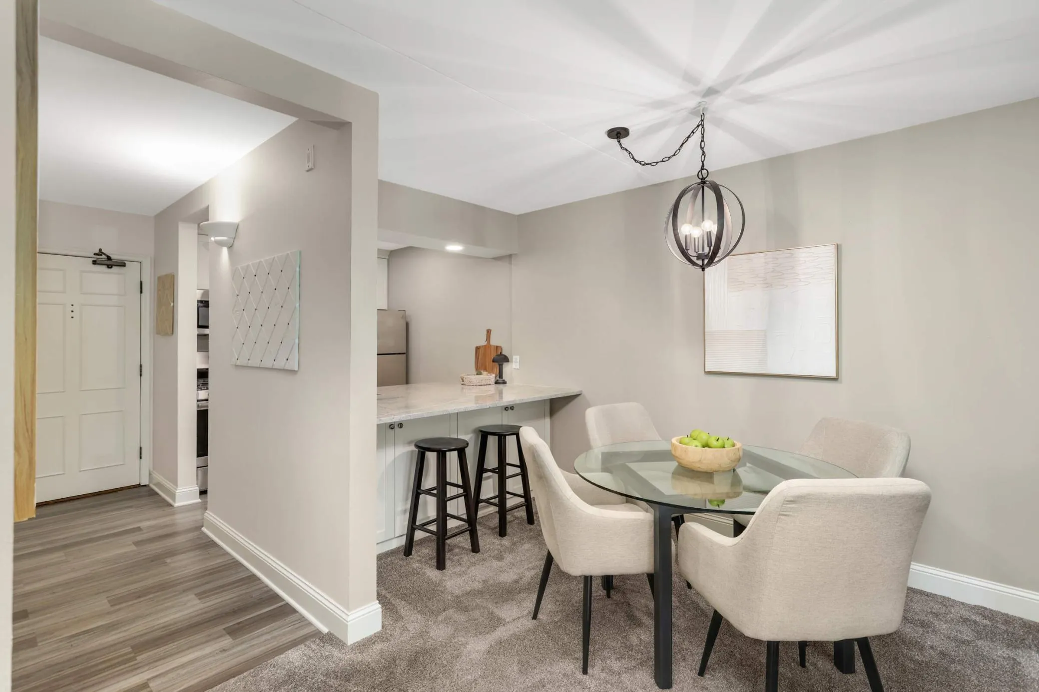Photo 8 of 6710 Vernon S Avenue Unit 409