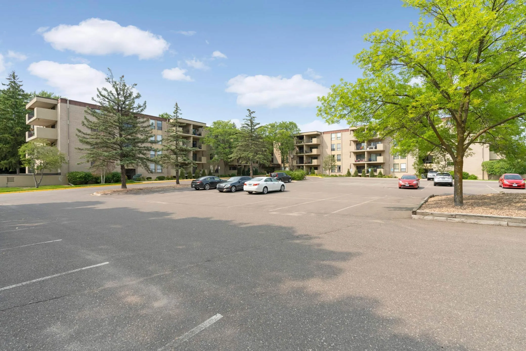Photo 2 of 6710 Vernon S Avenue Unit 409