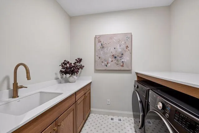 Photo 20 of 751 W 96th Street