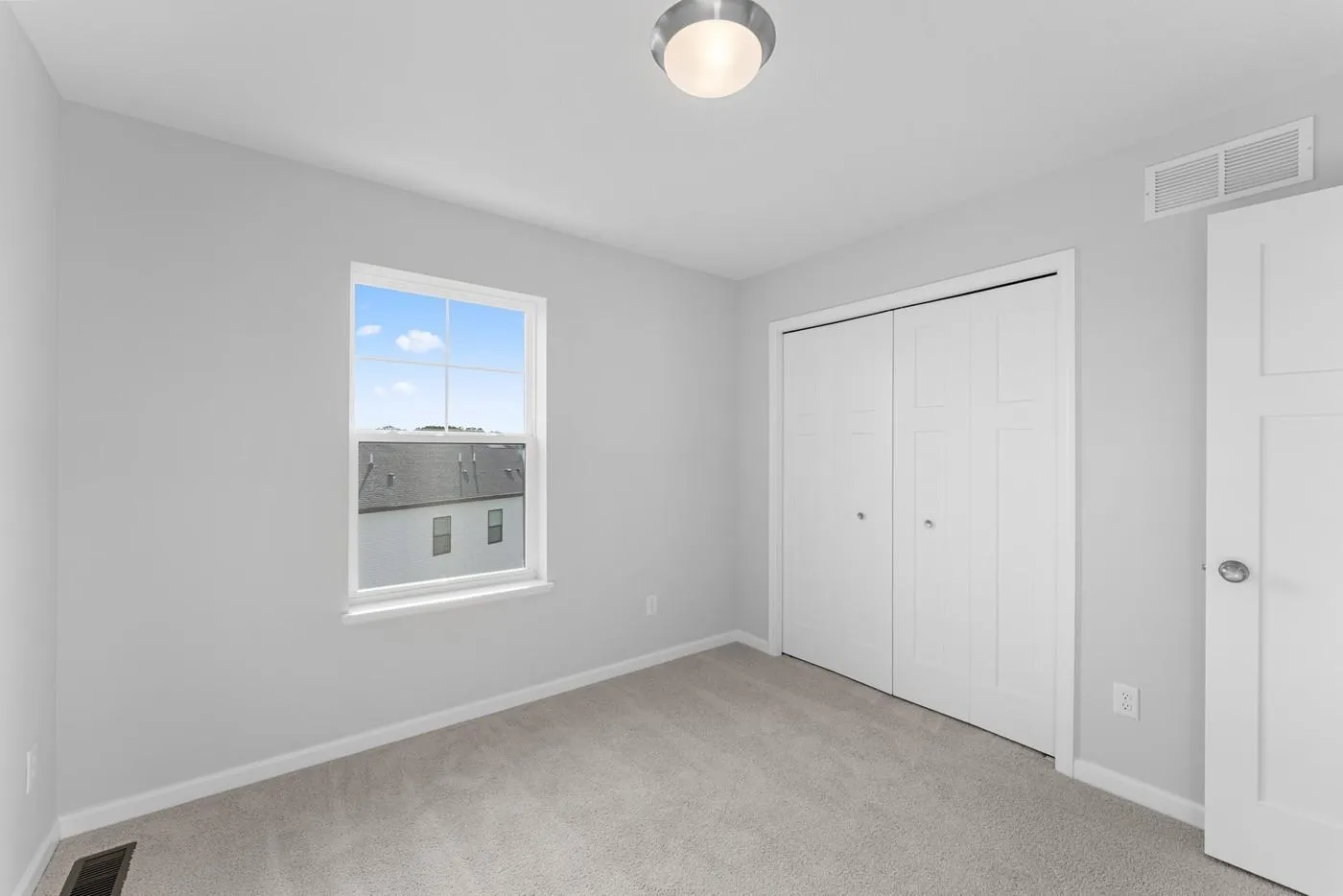 Photo 11 of 10376 Birchwood Circle