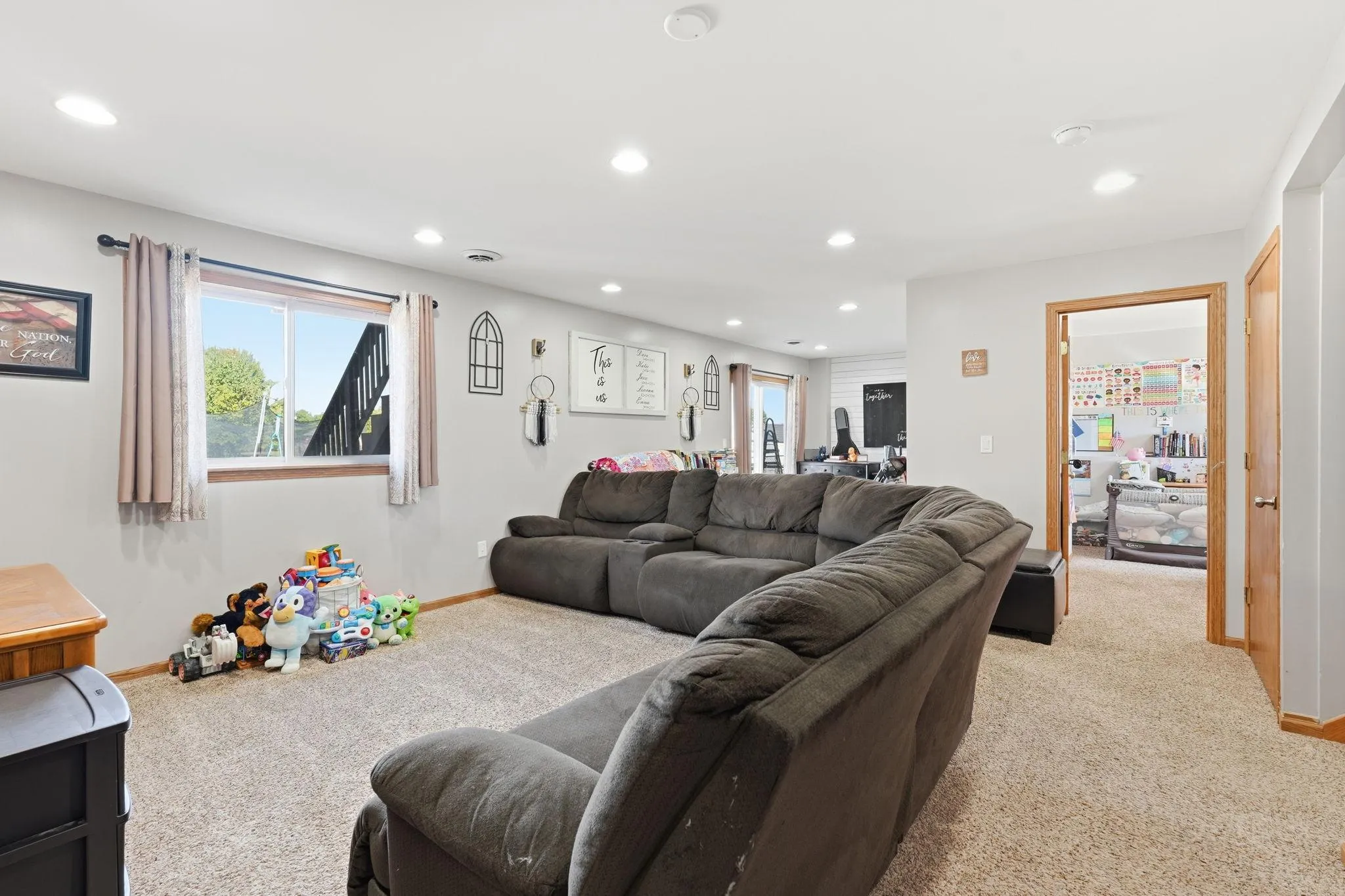Photo 10 of 315 Martell Street