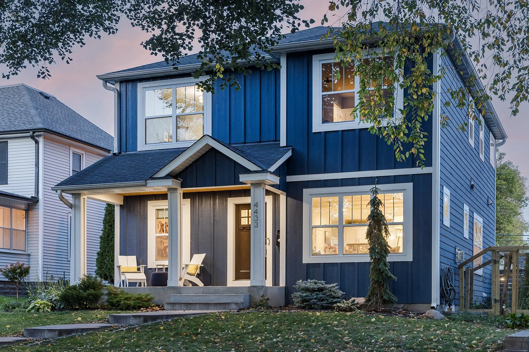 Photo 2 of 4433 1st S Avenue