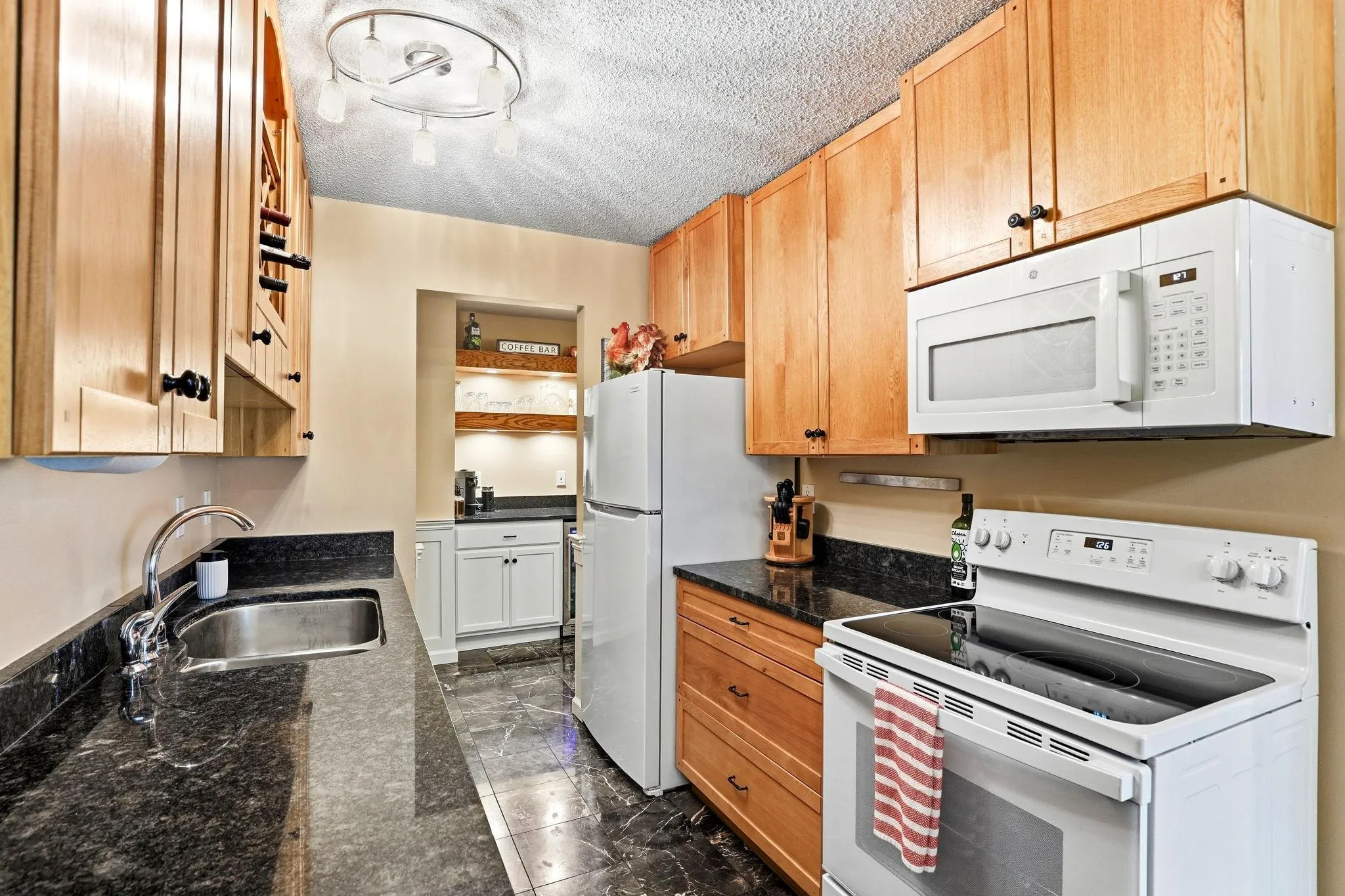 Photo 6 of 4412 Cedar Lake S Road Unit 3