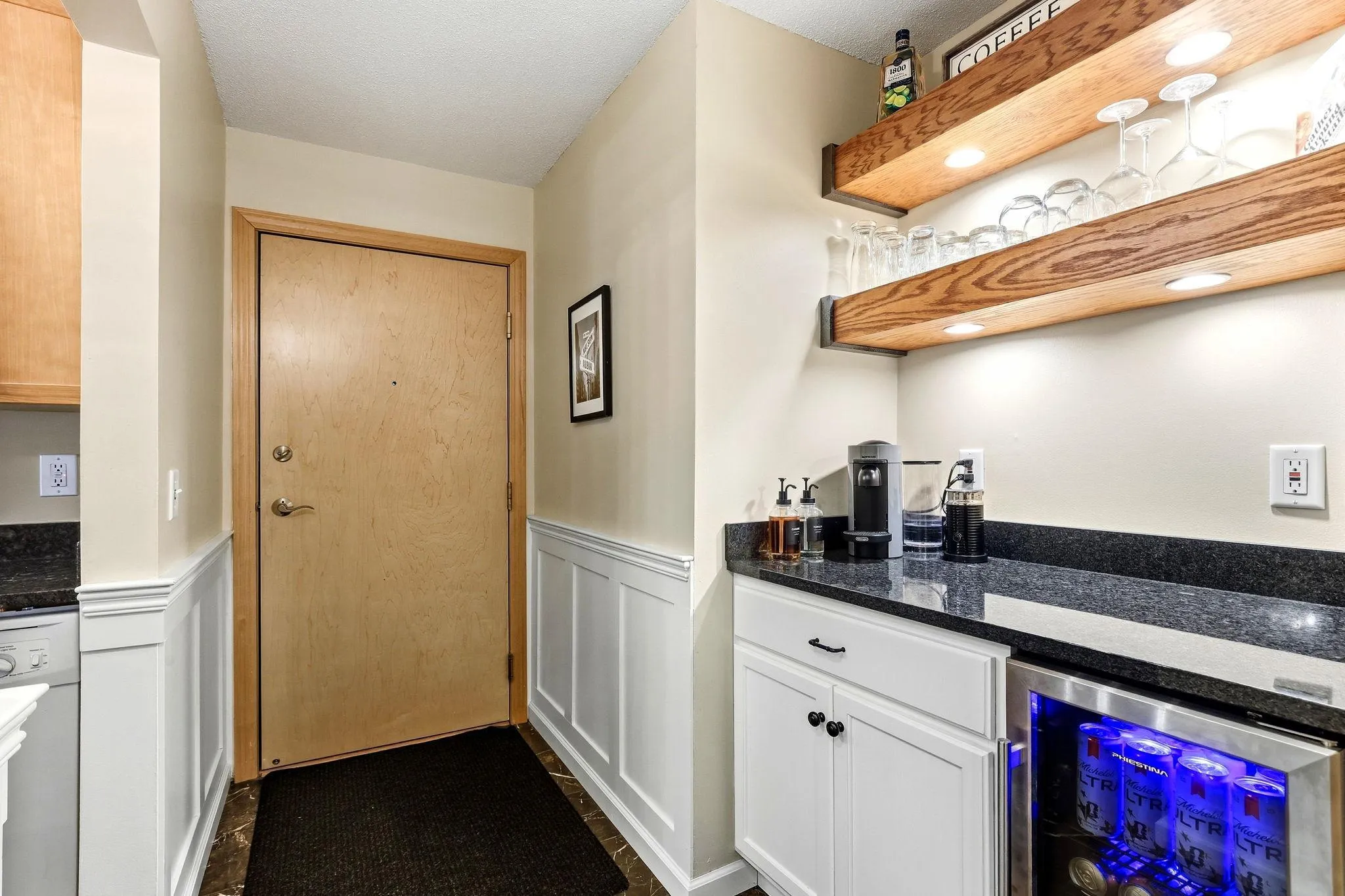 Photo 3 of 4412 Cedar Lake S Road Unit 3