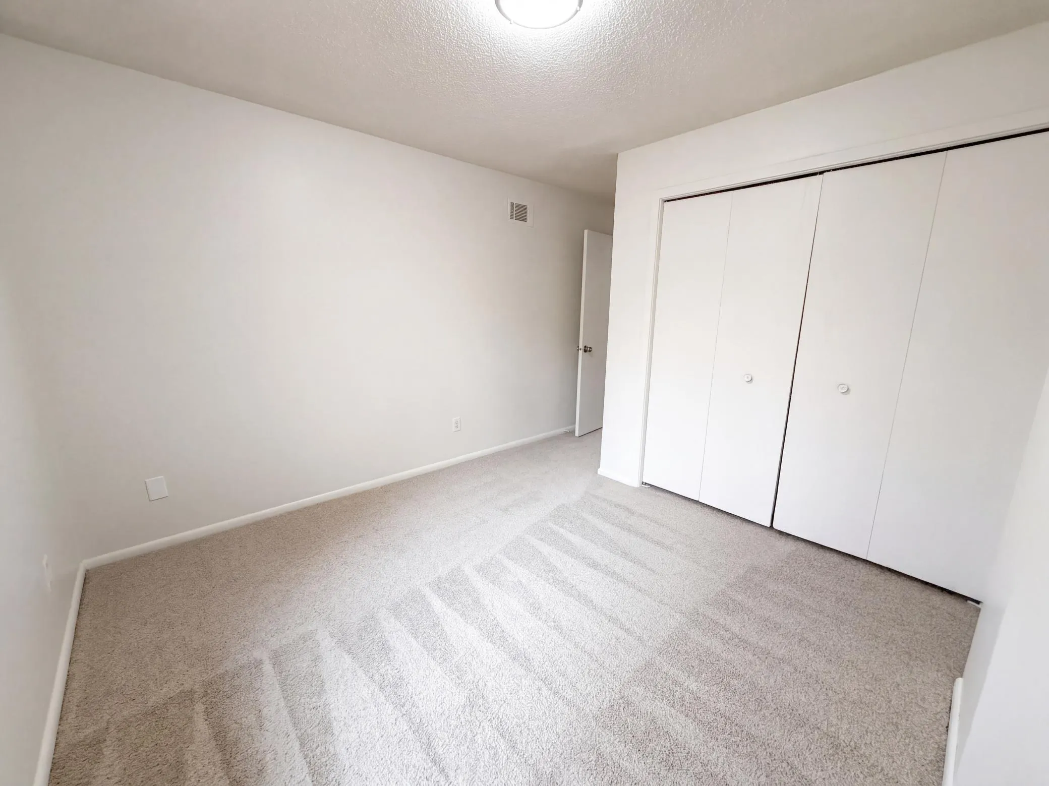 Photo 12 of 15393 Trillium Circle