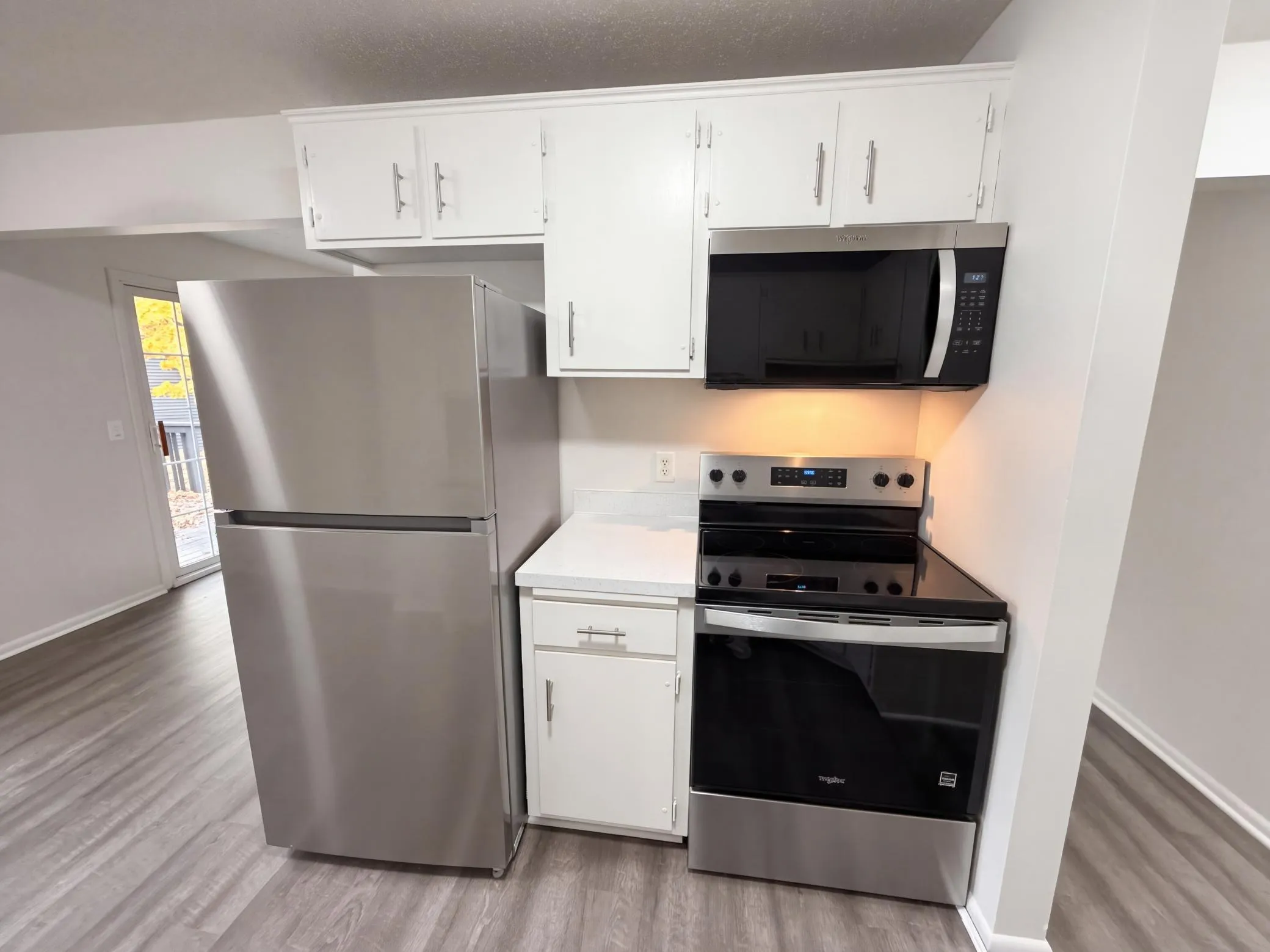 Photo 9 of 15393 Trillium Circle