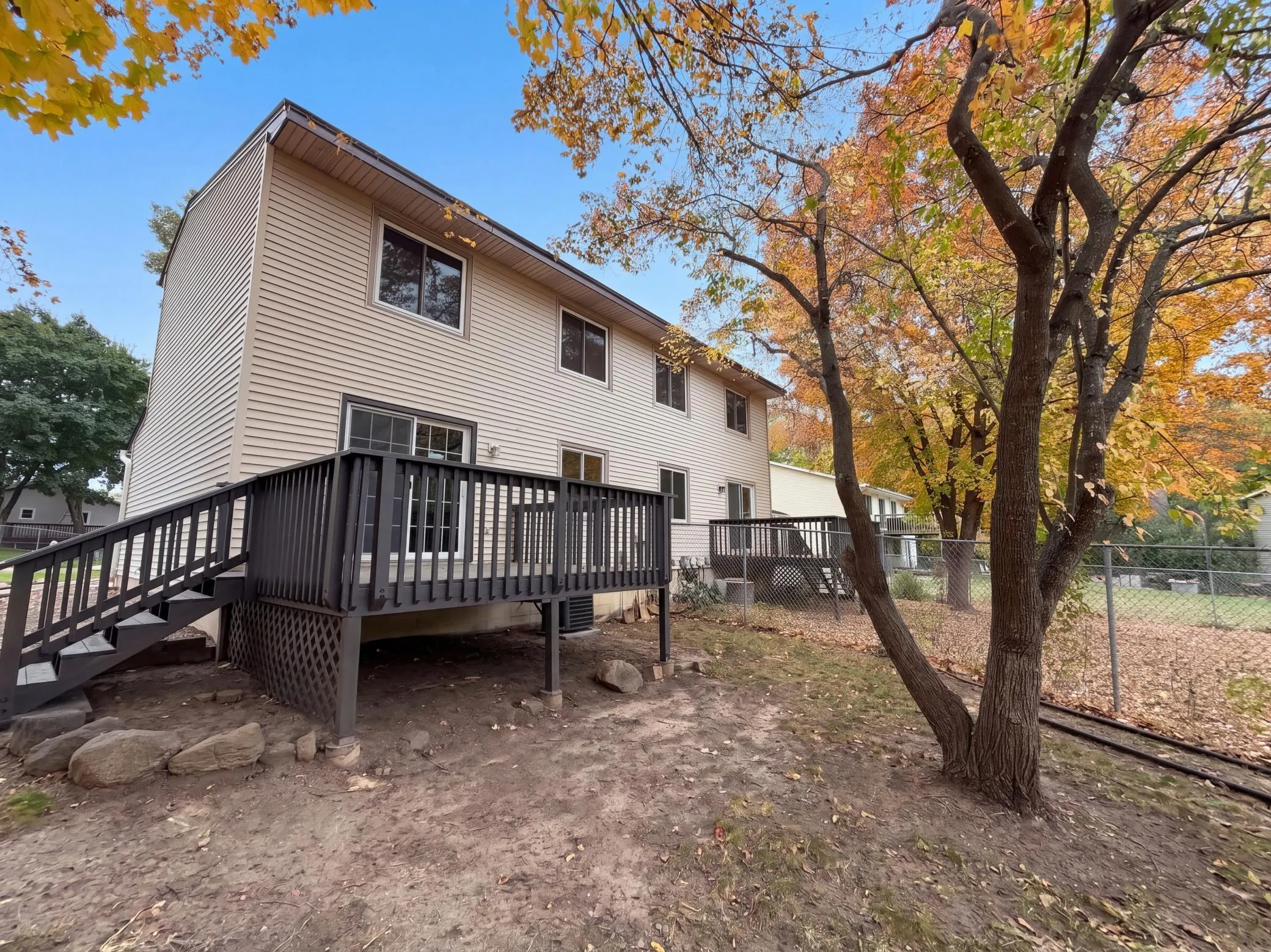 Photo 5 of 15393 Trillium Circle