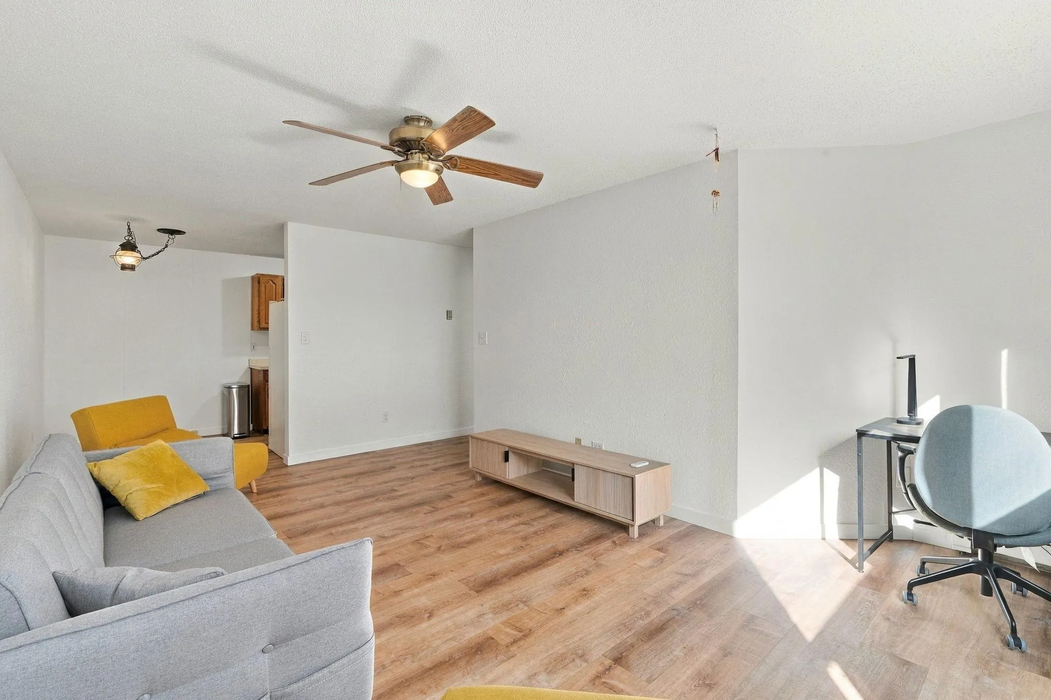 Photo 9 of 8045 Xerxes S Avenue Unit 109