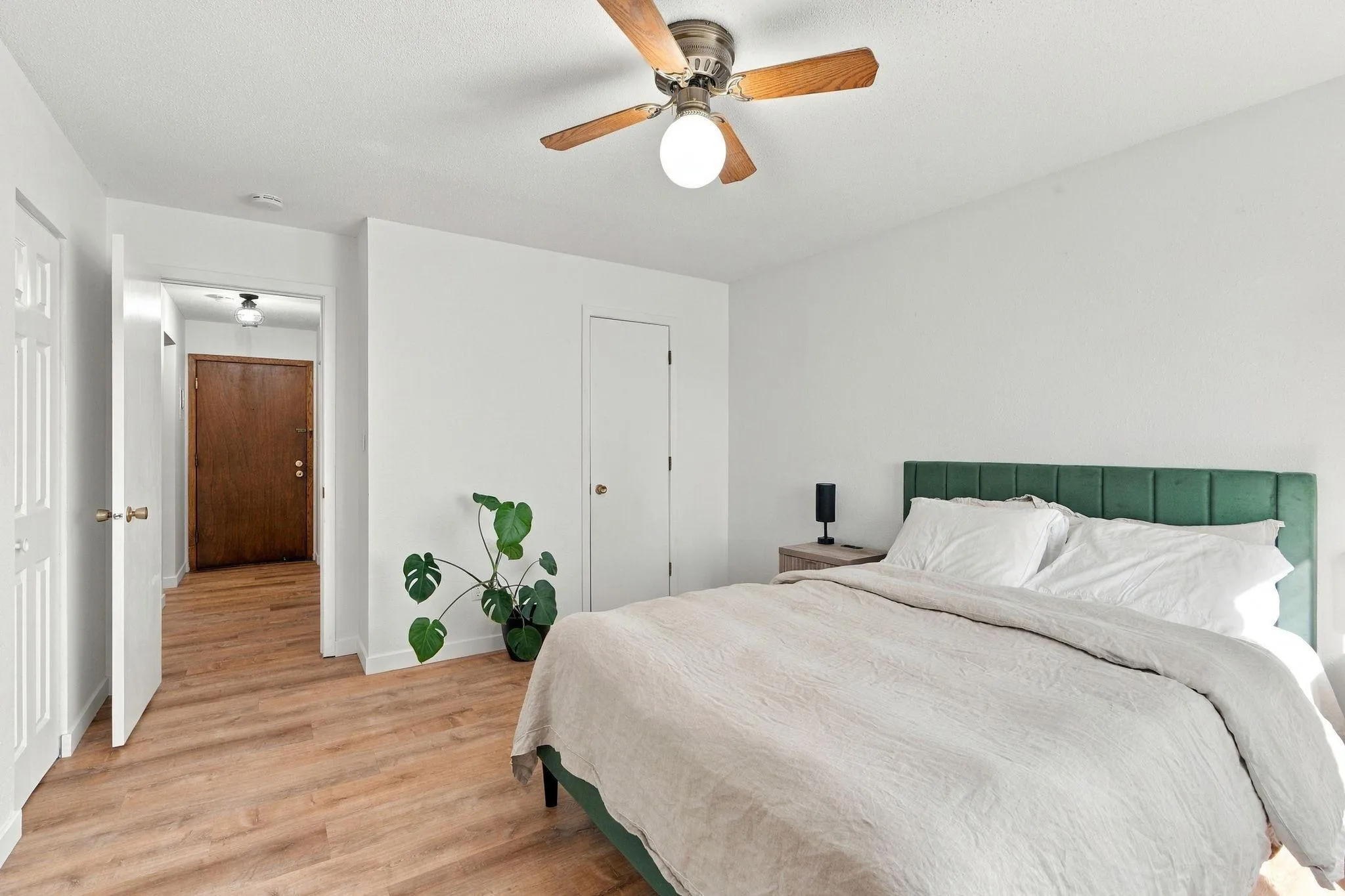 Photo 4 of 8045 Xerxes S Avenue Unit 109