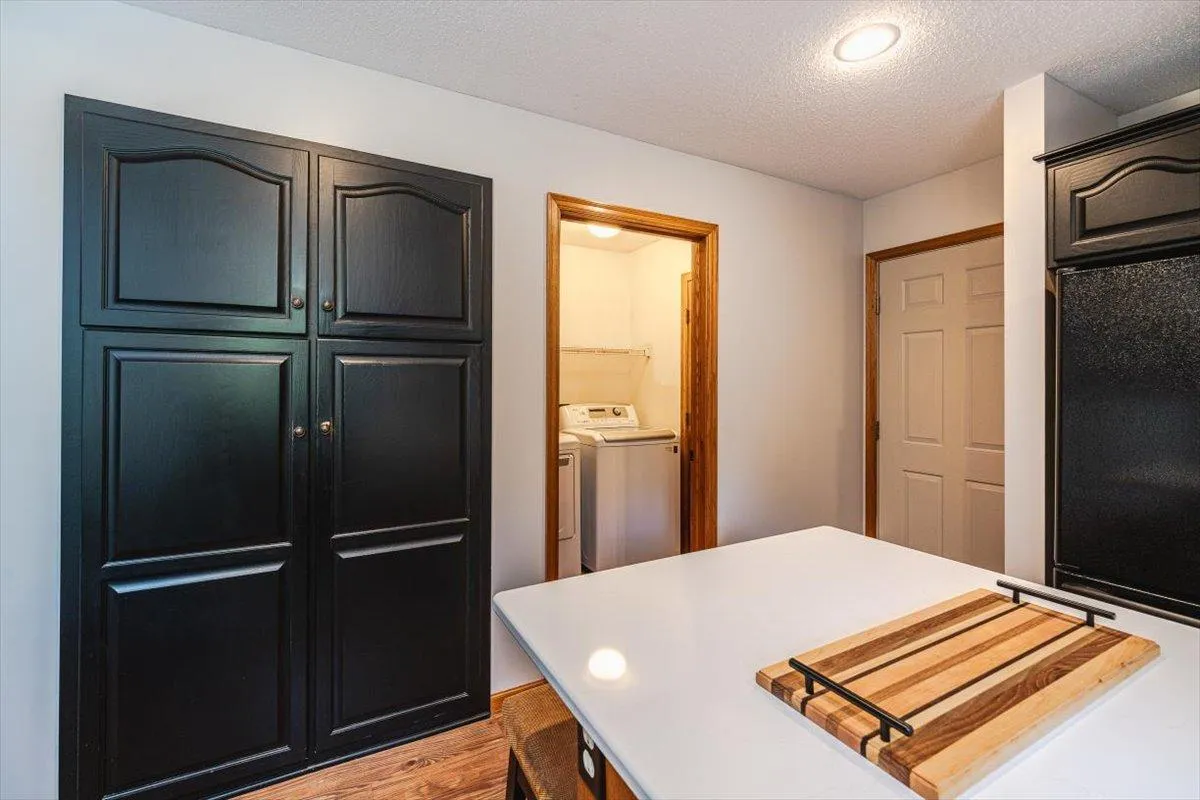 Photo 8 of 12061 Gantry Court