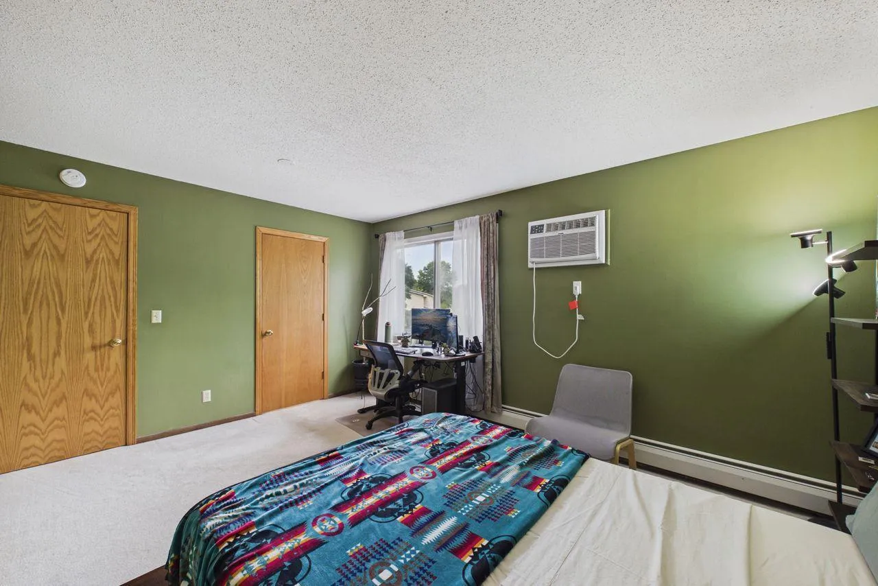 Photo 14 of 2801 Flag N Avenue Unit 222