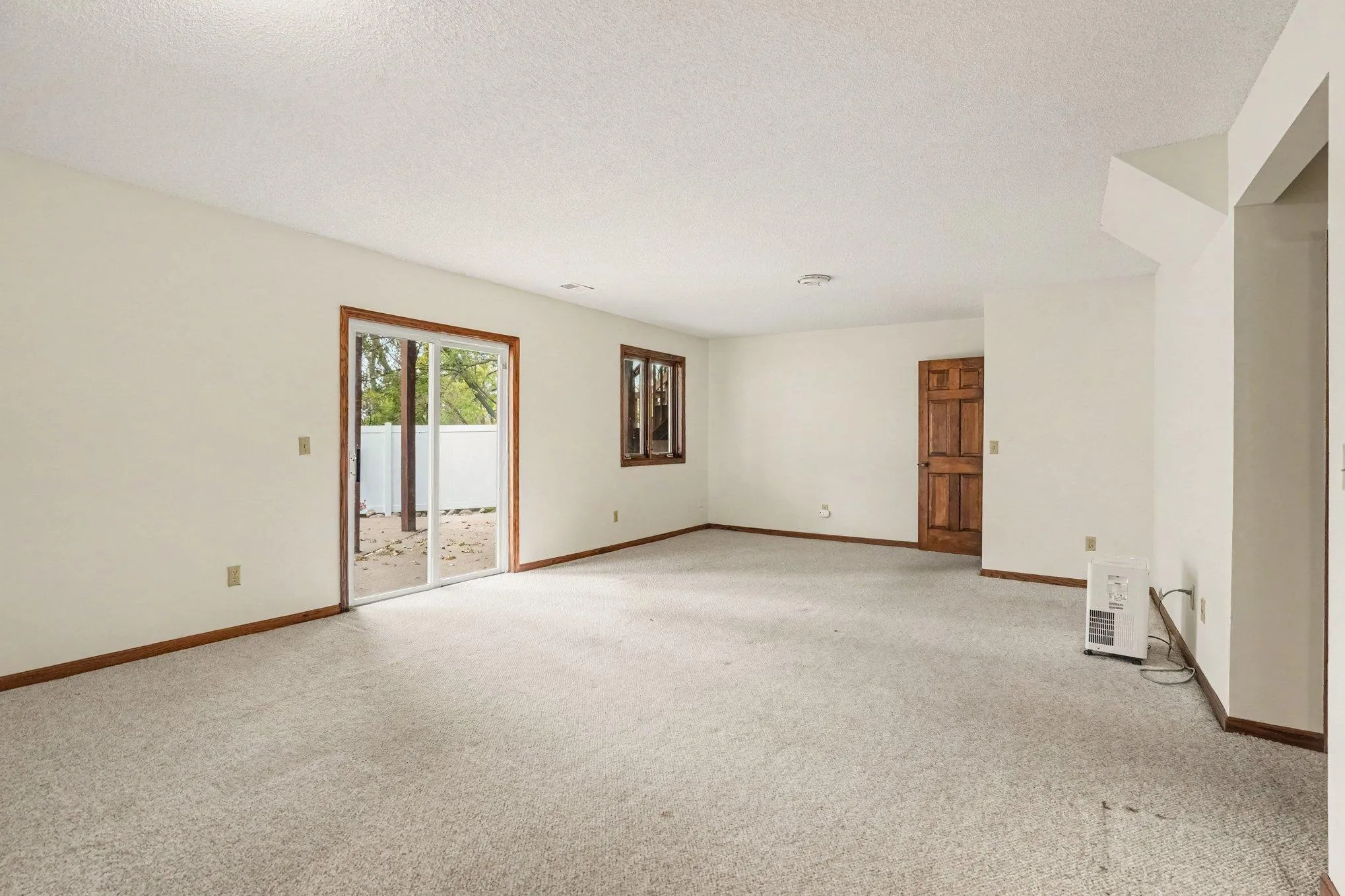 Photo 25 of 1528 Briarknoll Drive