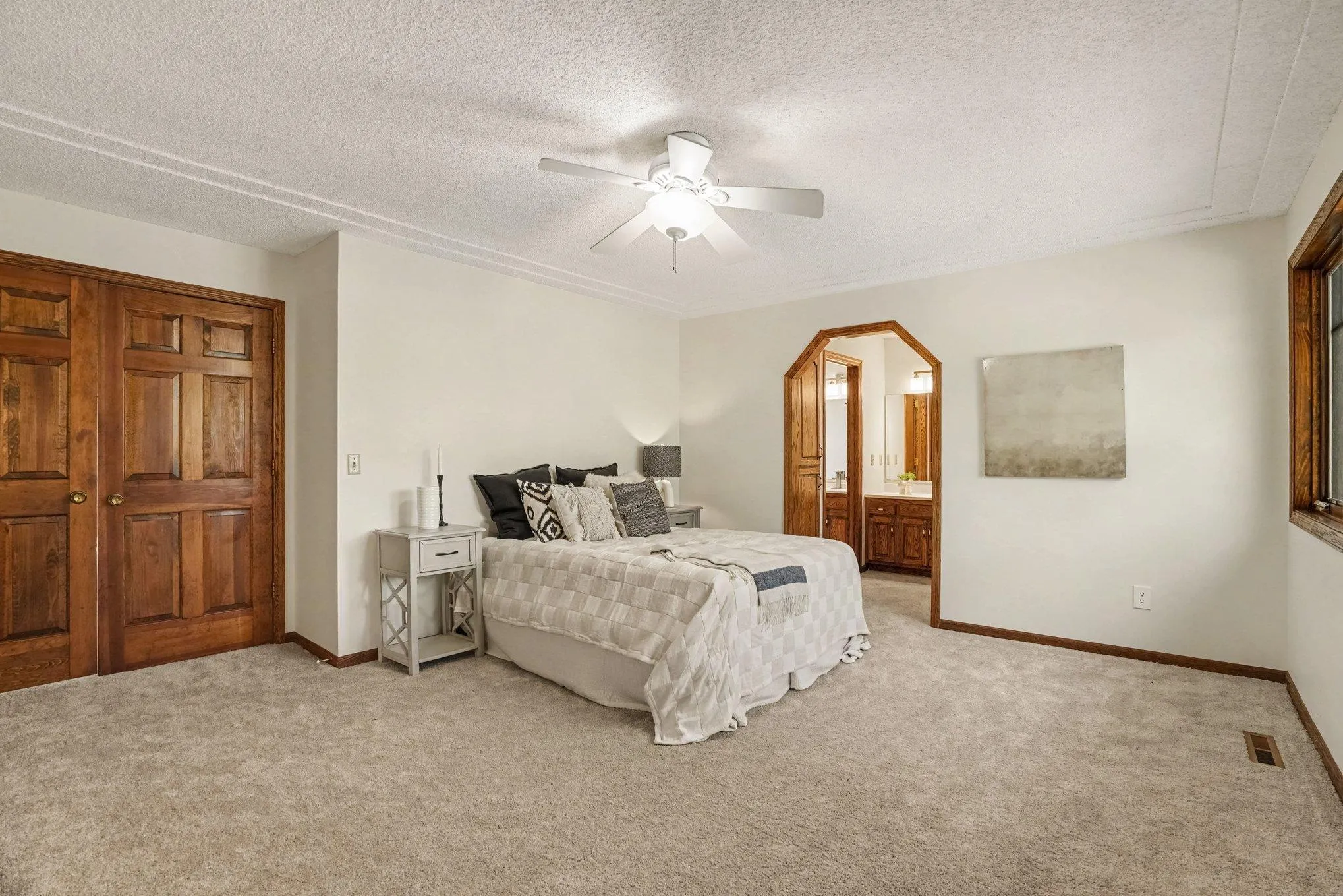 Photo 27 of 1528 Briarknoll Drive