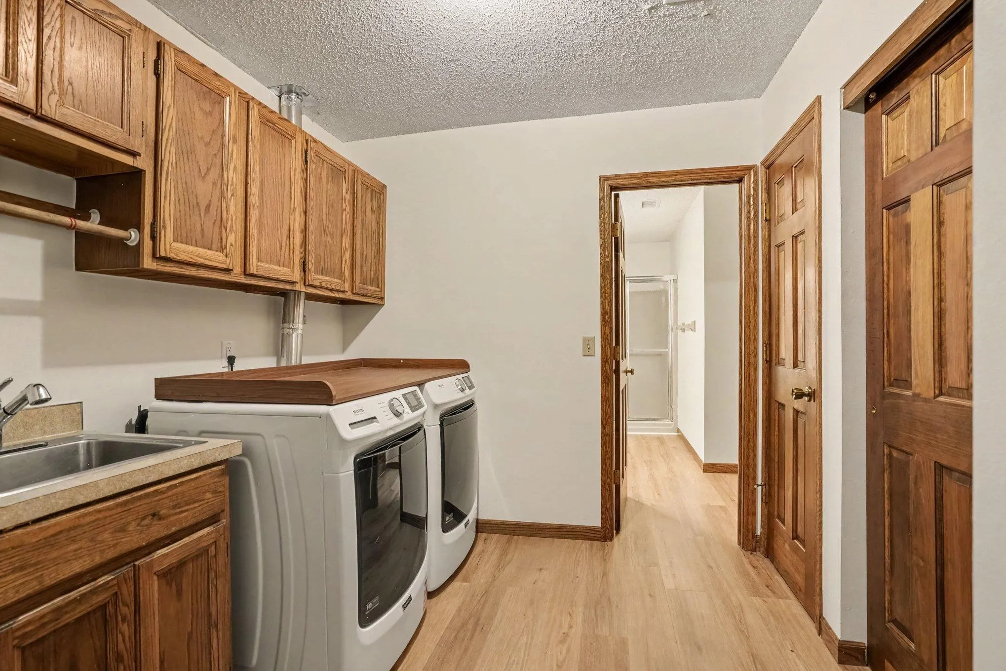 Photo 38 of 1528 Briarknoll Drive