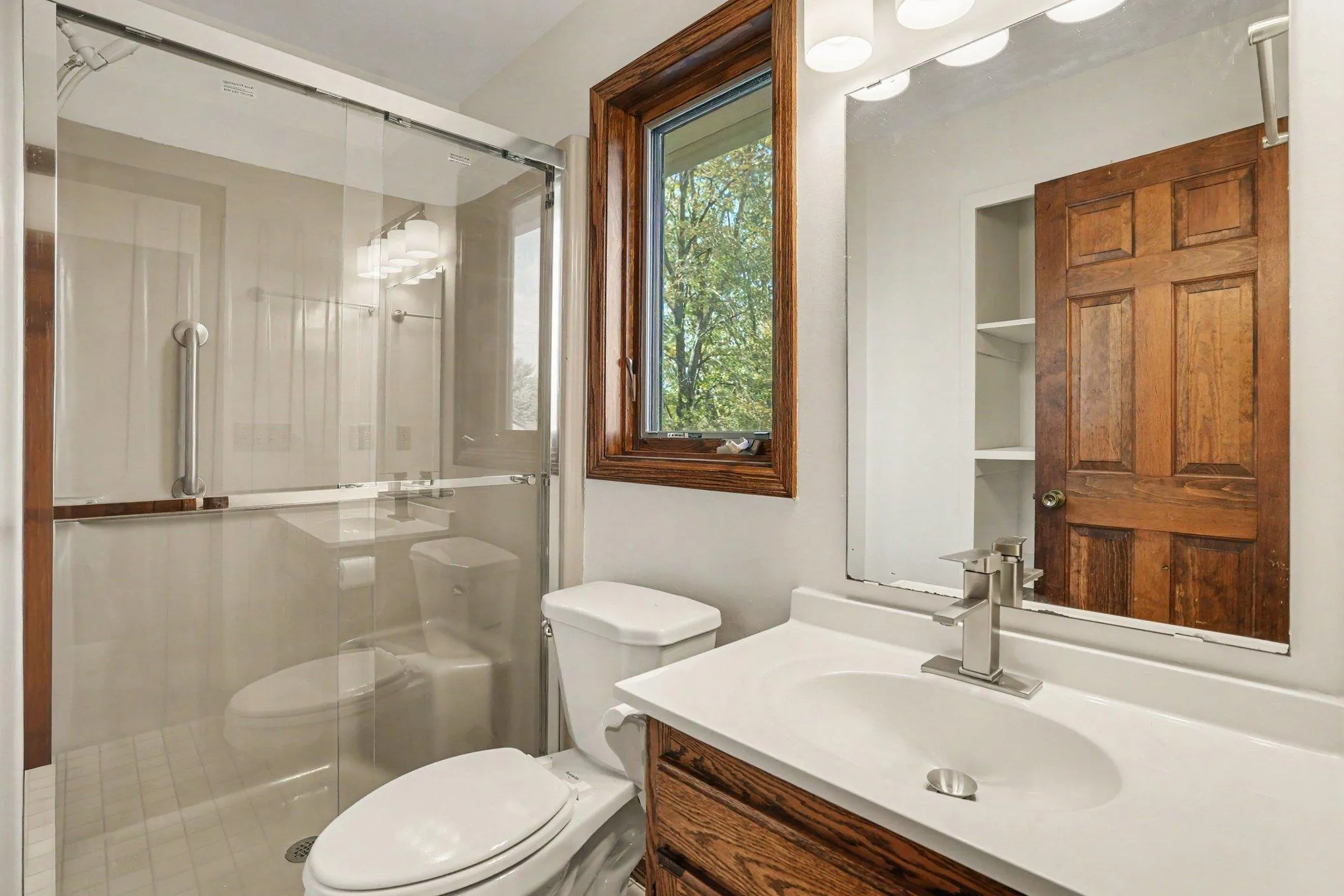 Photo 35 of 1528 Briarknoll Drive