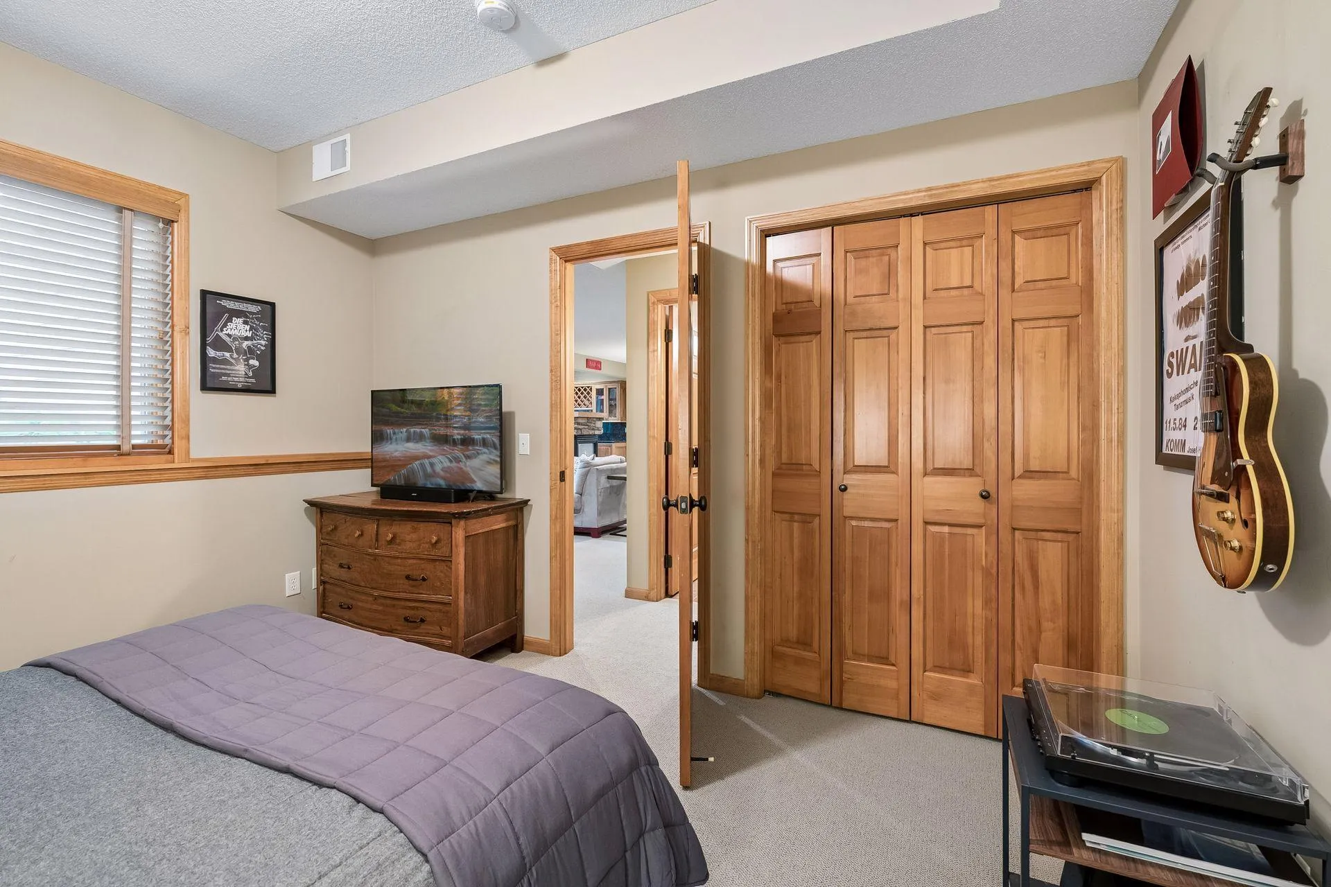 Photo 40 of 9001 Springwood Drive