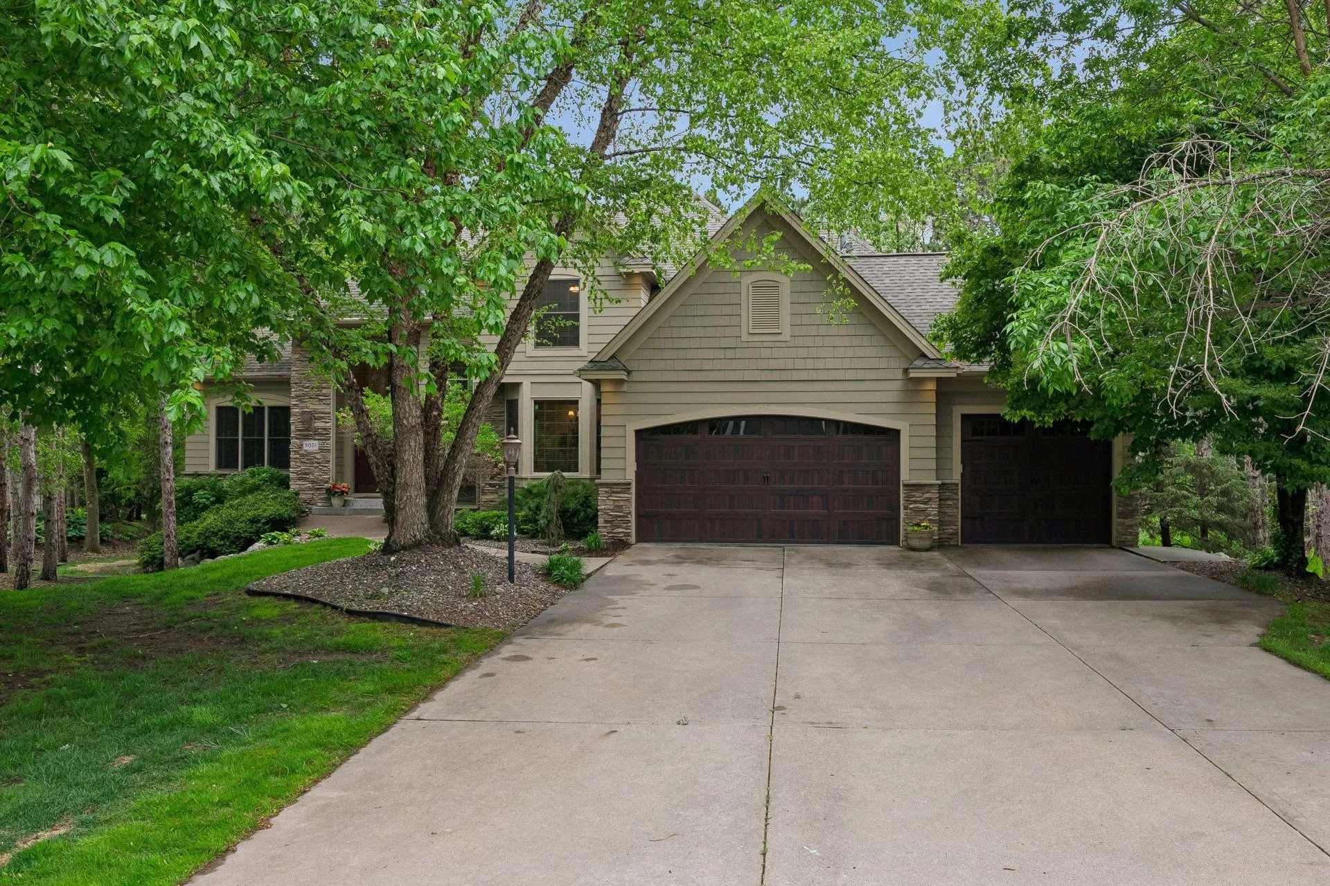 Photo 57 of 9001 Springwood Drive