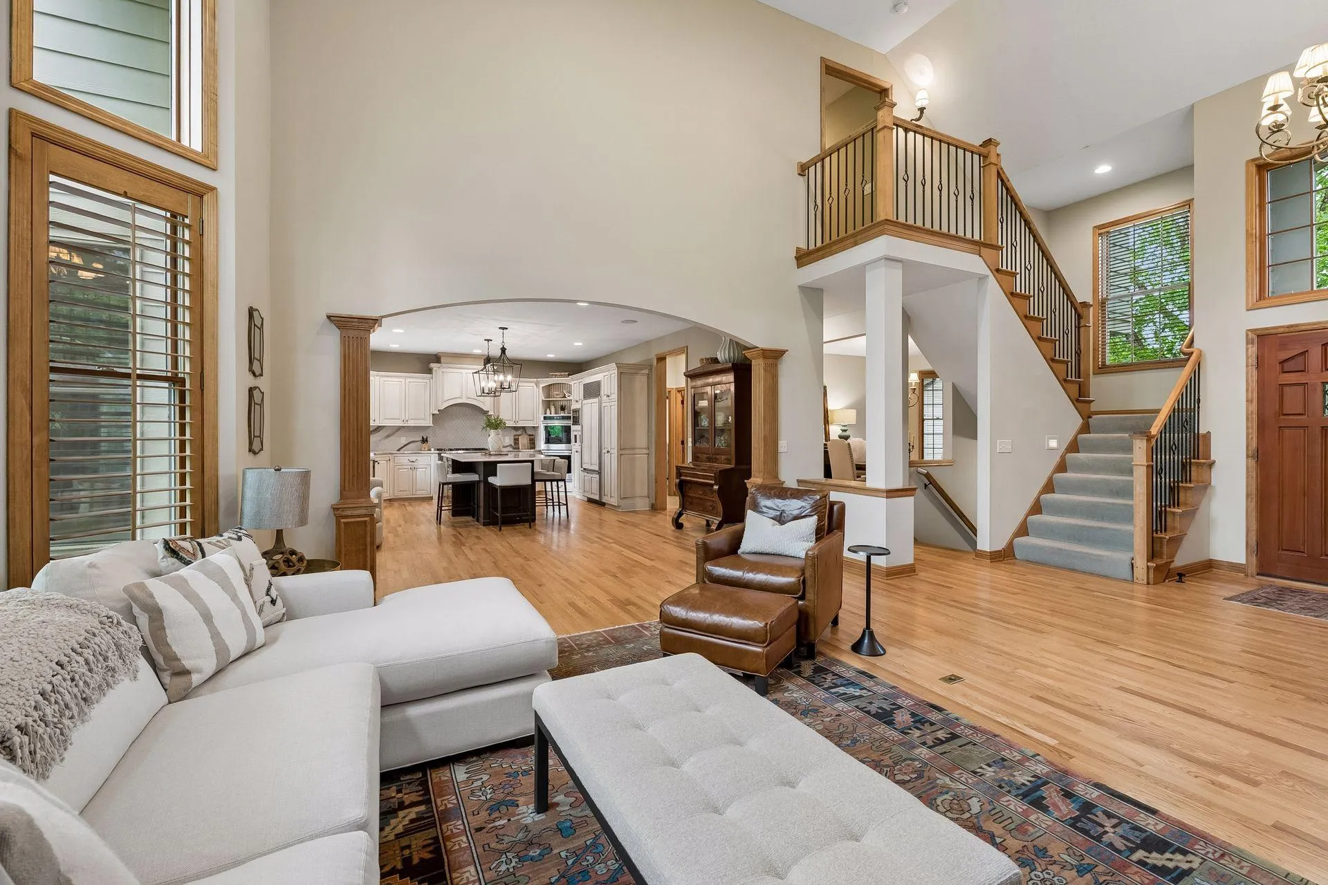 Photo 10 of 9001 Springwood Drive
