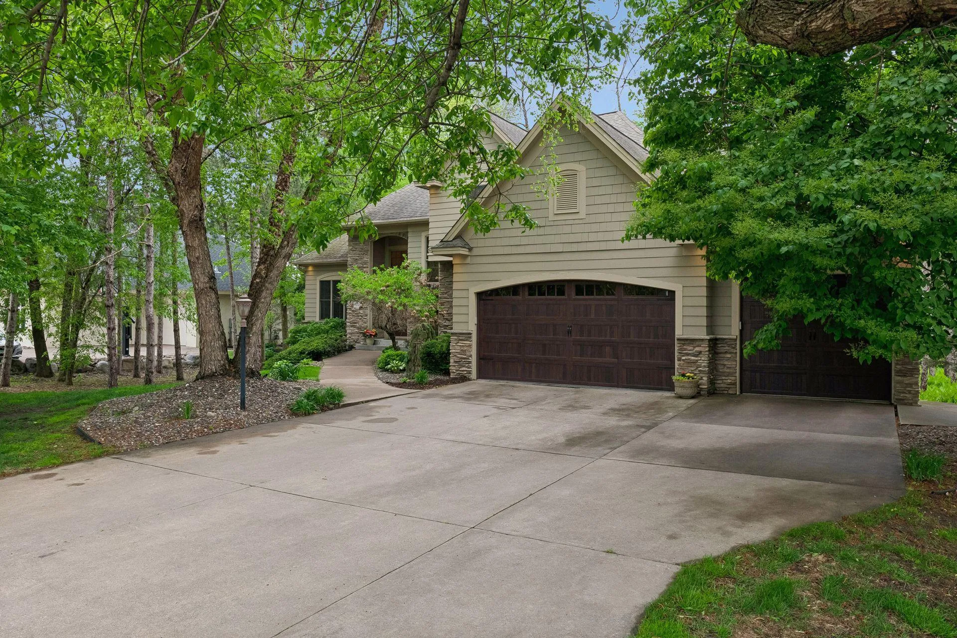 Photo 75 of 9001 Springwood Drive