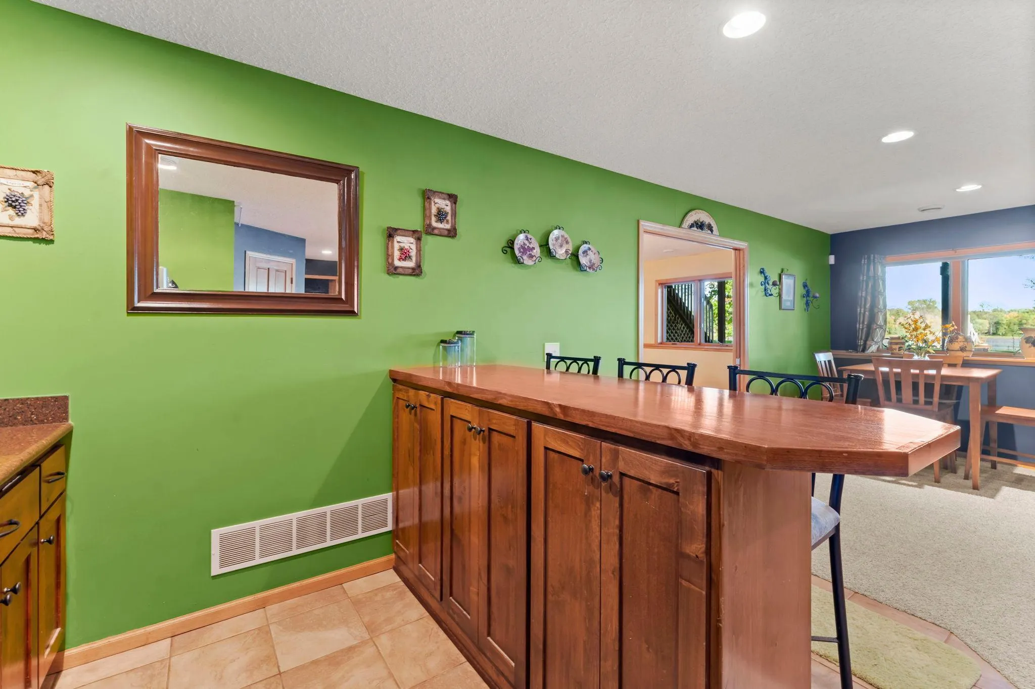 Photo 42 of 17447 Interlachen Ne Drive