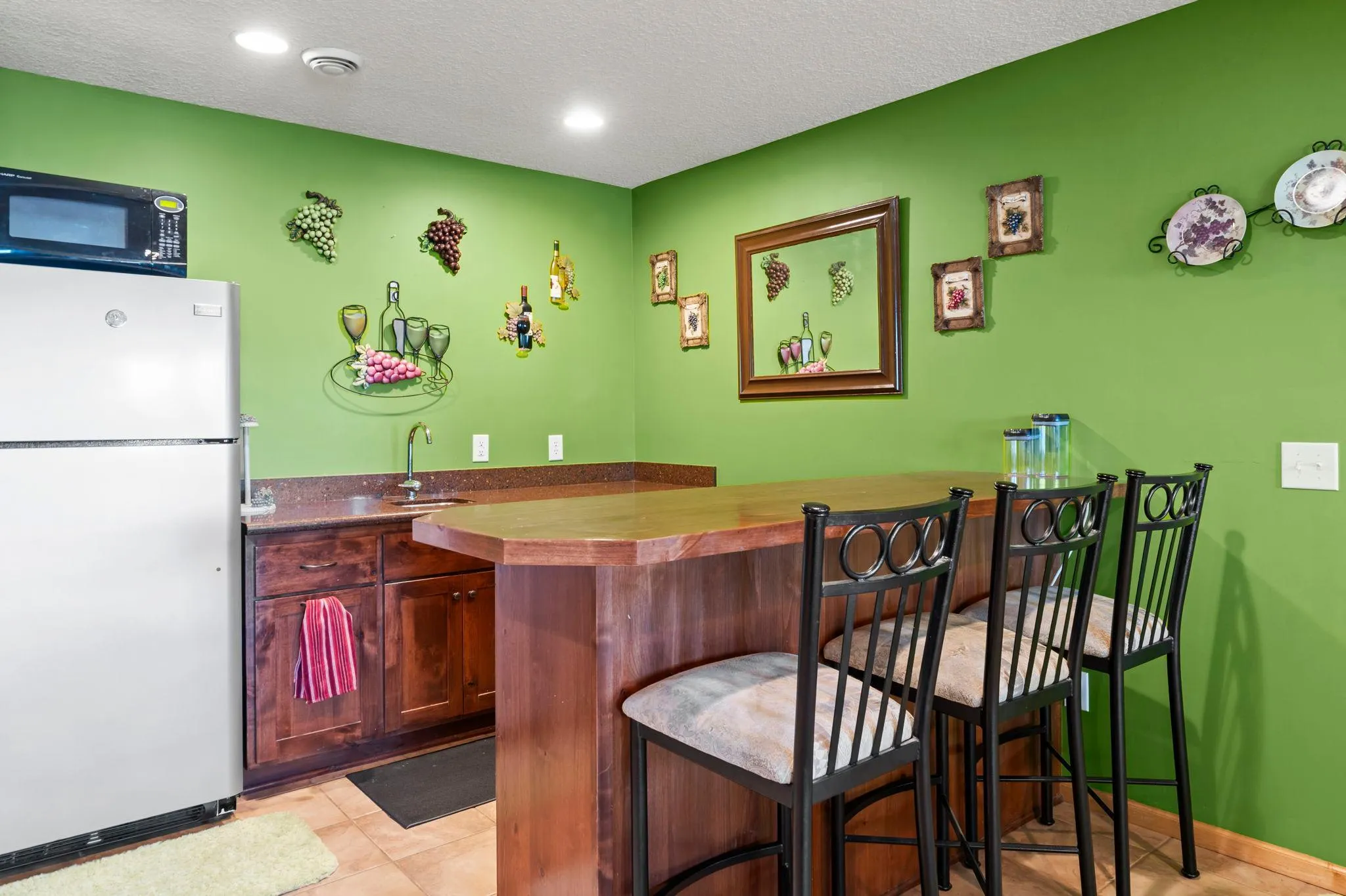 Photo 41 of 17447 Interlachen Ne Drive
