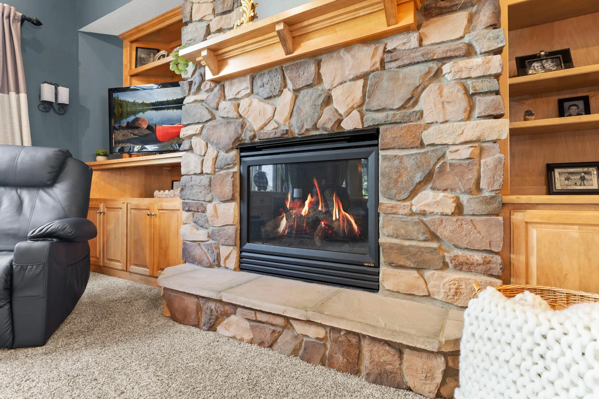 Photo 11 of 17447 Interlachen Ne Drive