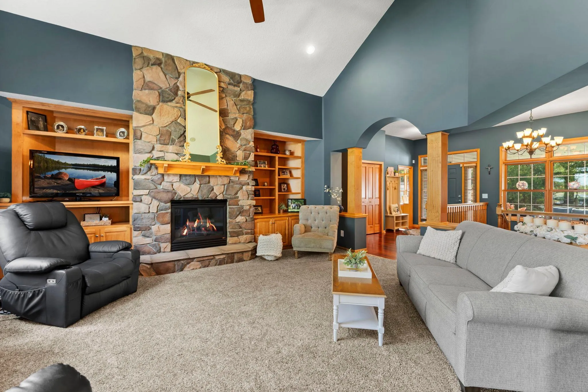 Photo 10 of 17447 Interlachen Ne Drive