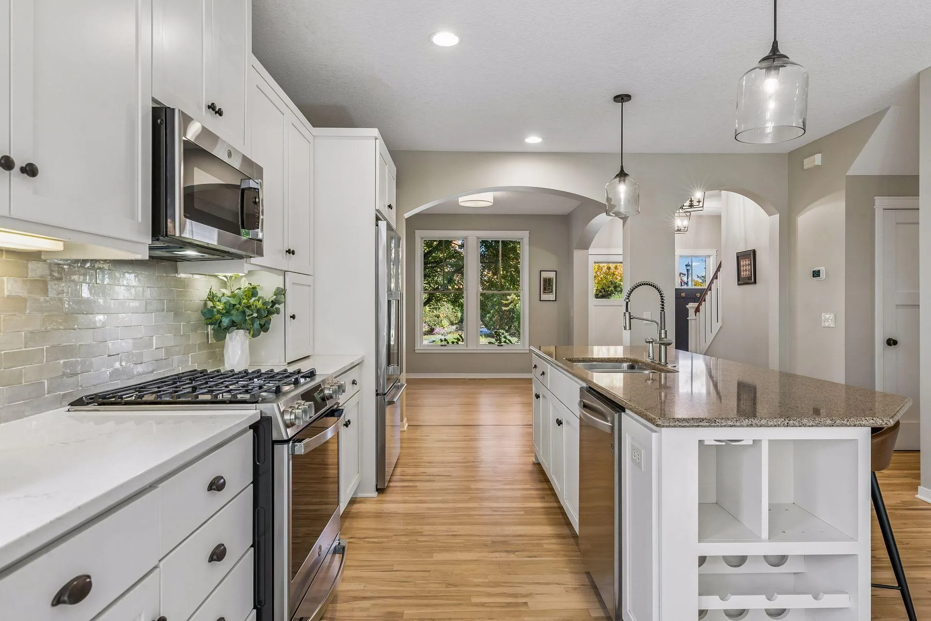 Photo 13 of 14118 Jardin N Avenue