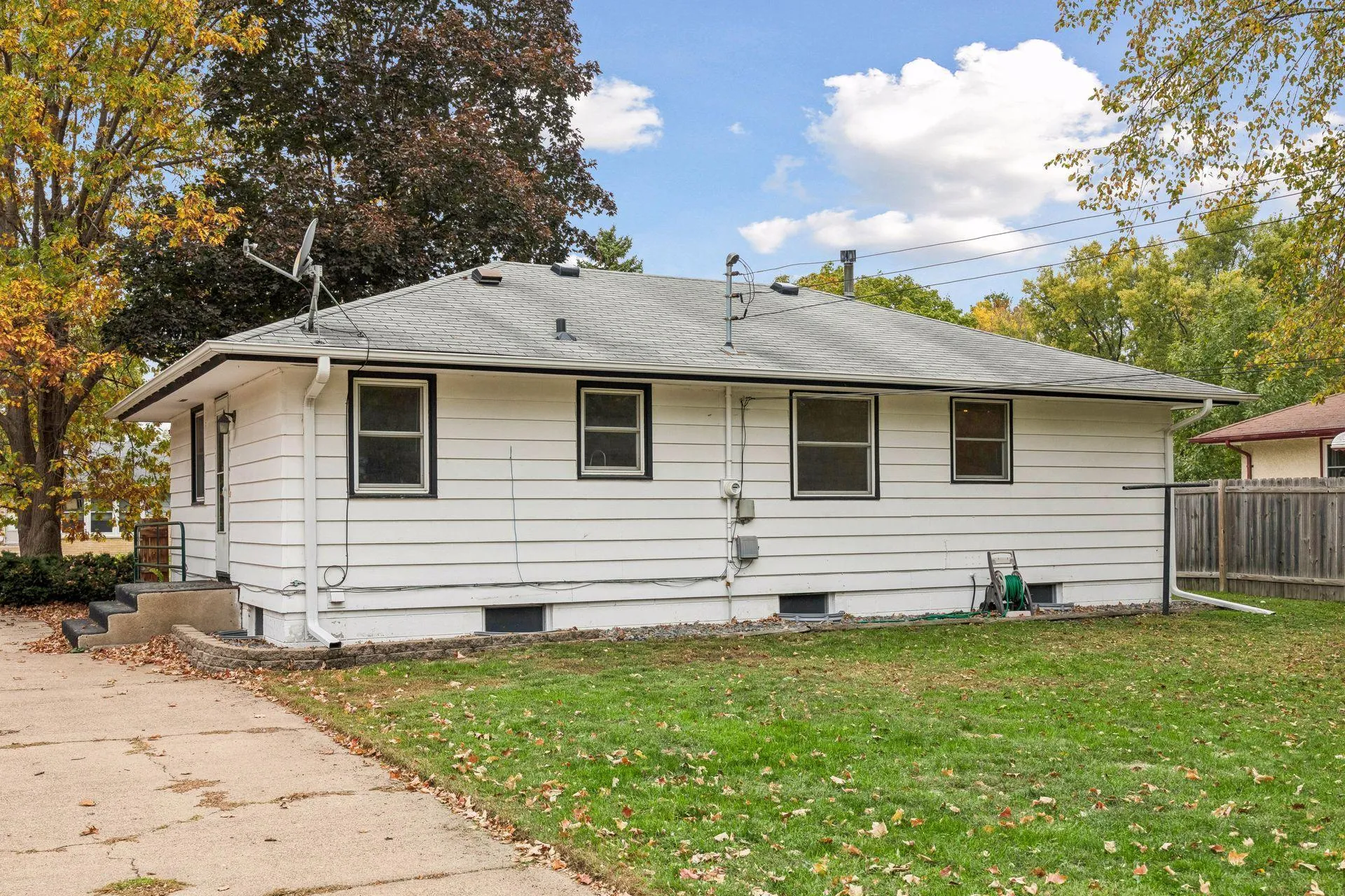 Photo 32 of 7006 Ewing N Avenue