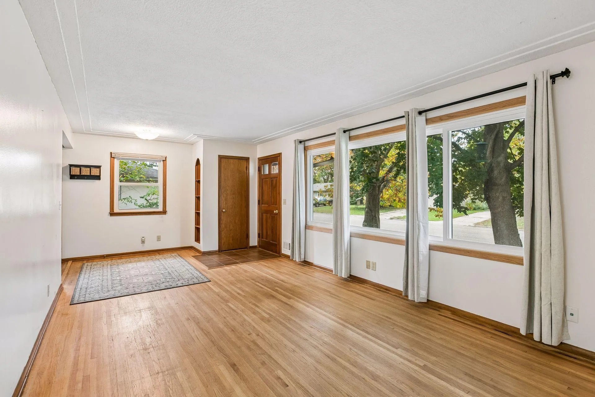 Photo 6 of 7006 Ewing N Avenue