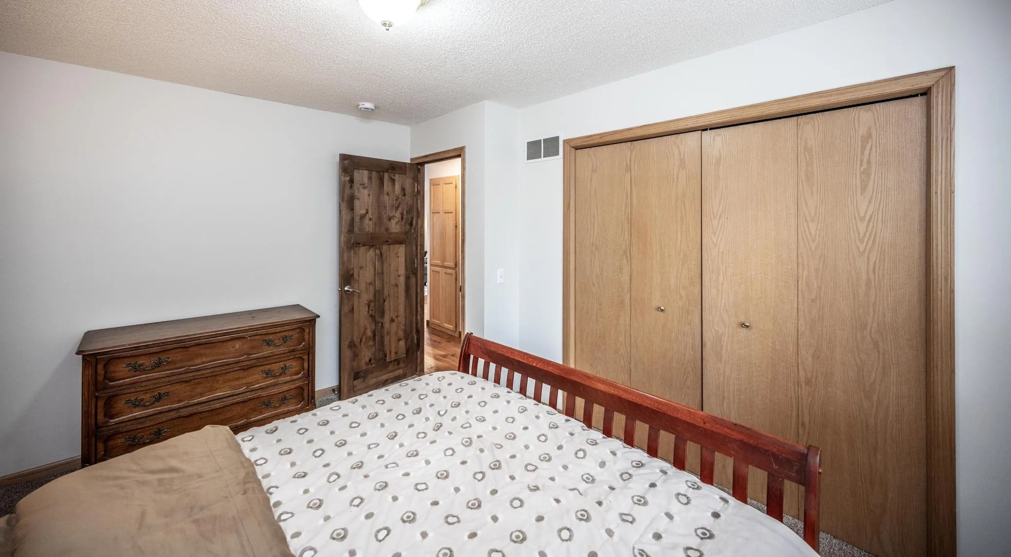 Photo 14 of 1107 Walnut Street