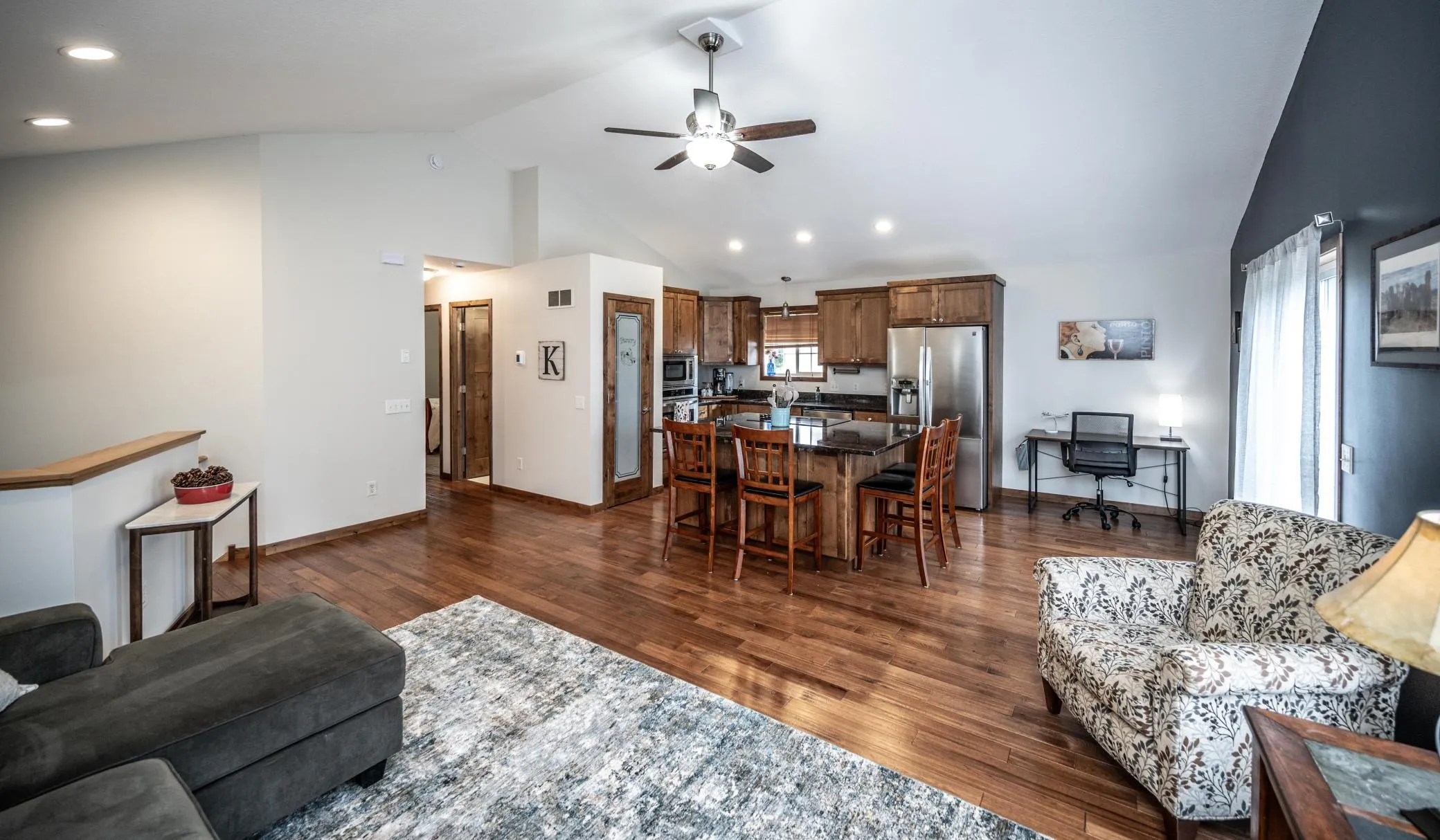 Photo 5 of 1107 Walnut Street