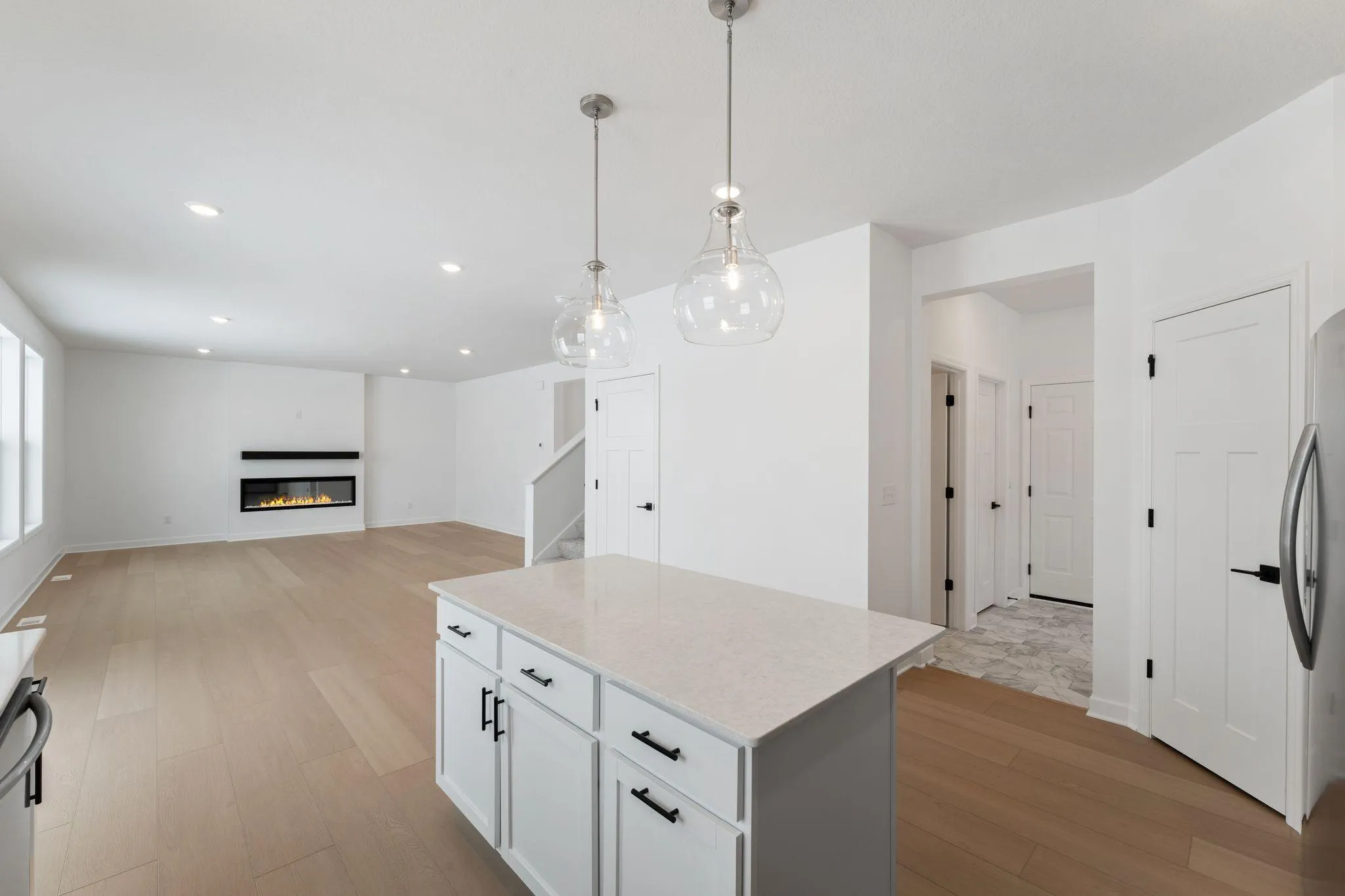 Photo 4 of 5015 87th Ne Street